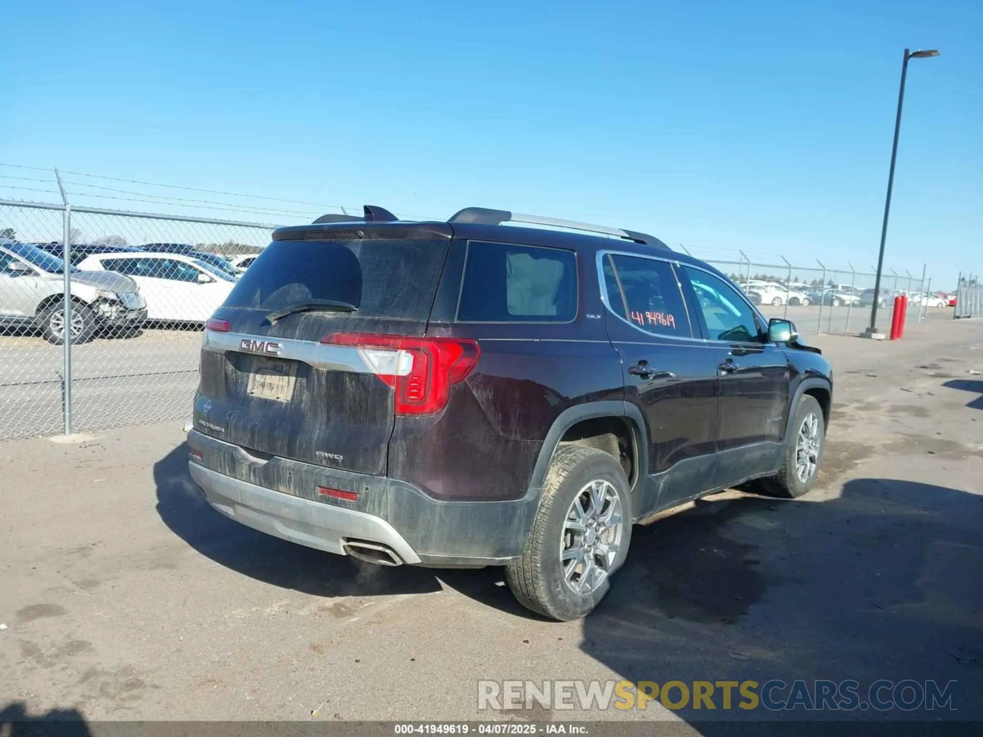 4 fotografías del automóvil dañado 1GKKNULSXLZ118995 GMC ACADIA 2020