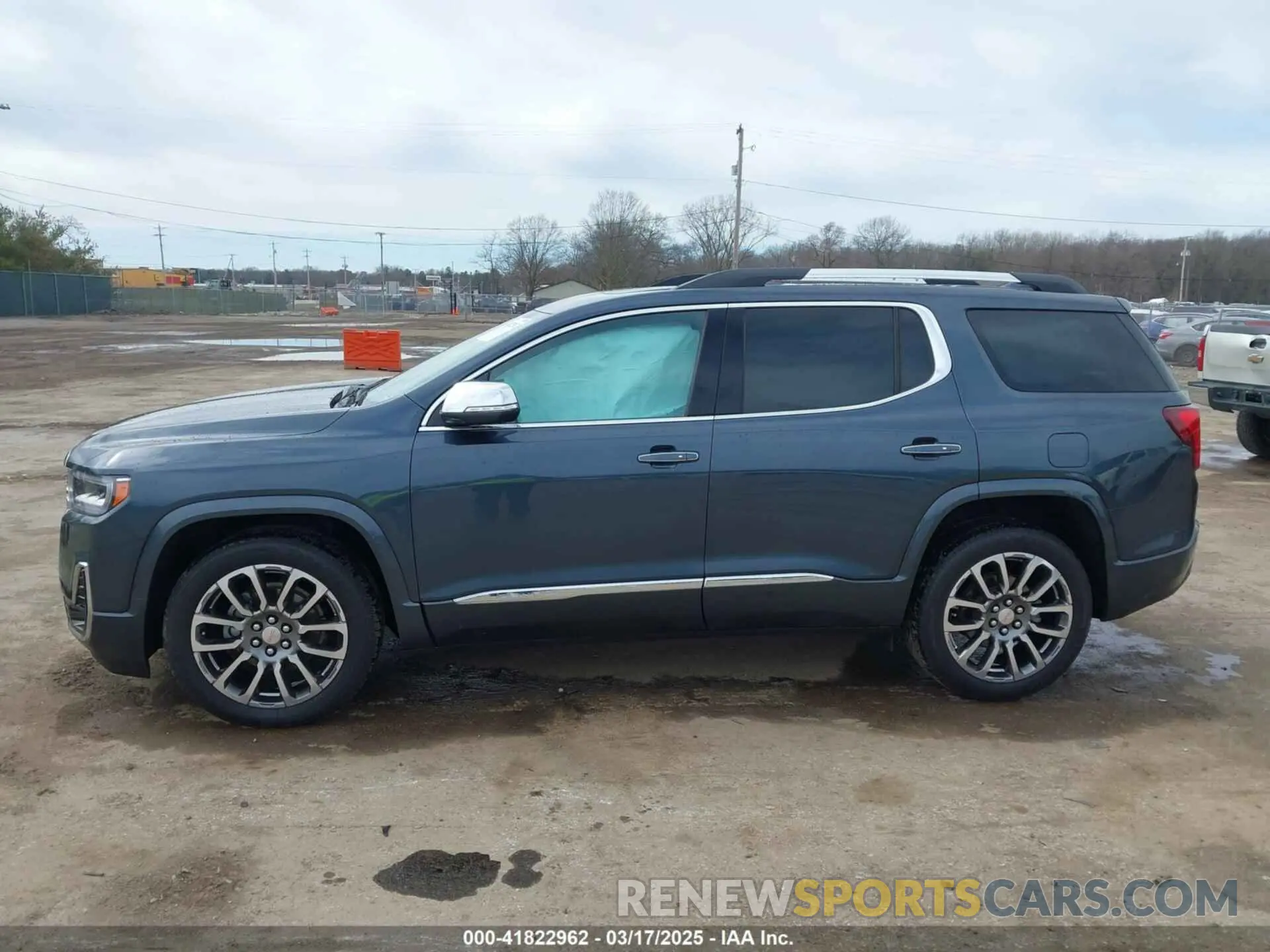 15 fotografías del automóvil dañado 1GKKNXLS8LZ216800 GMC ACADIA 2020