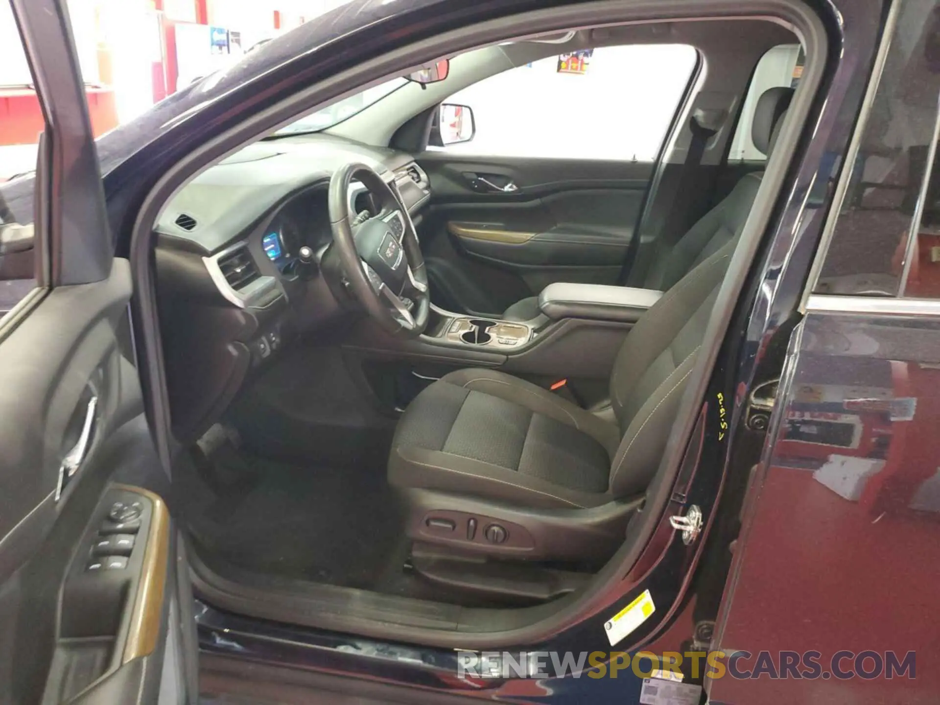 15 fotografías del automóvil dañado 1GKKNKLA2MZ185992 GMC ACADIA 2021