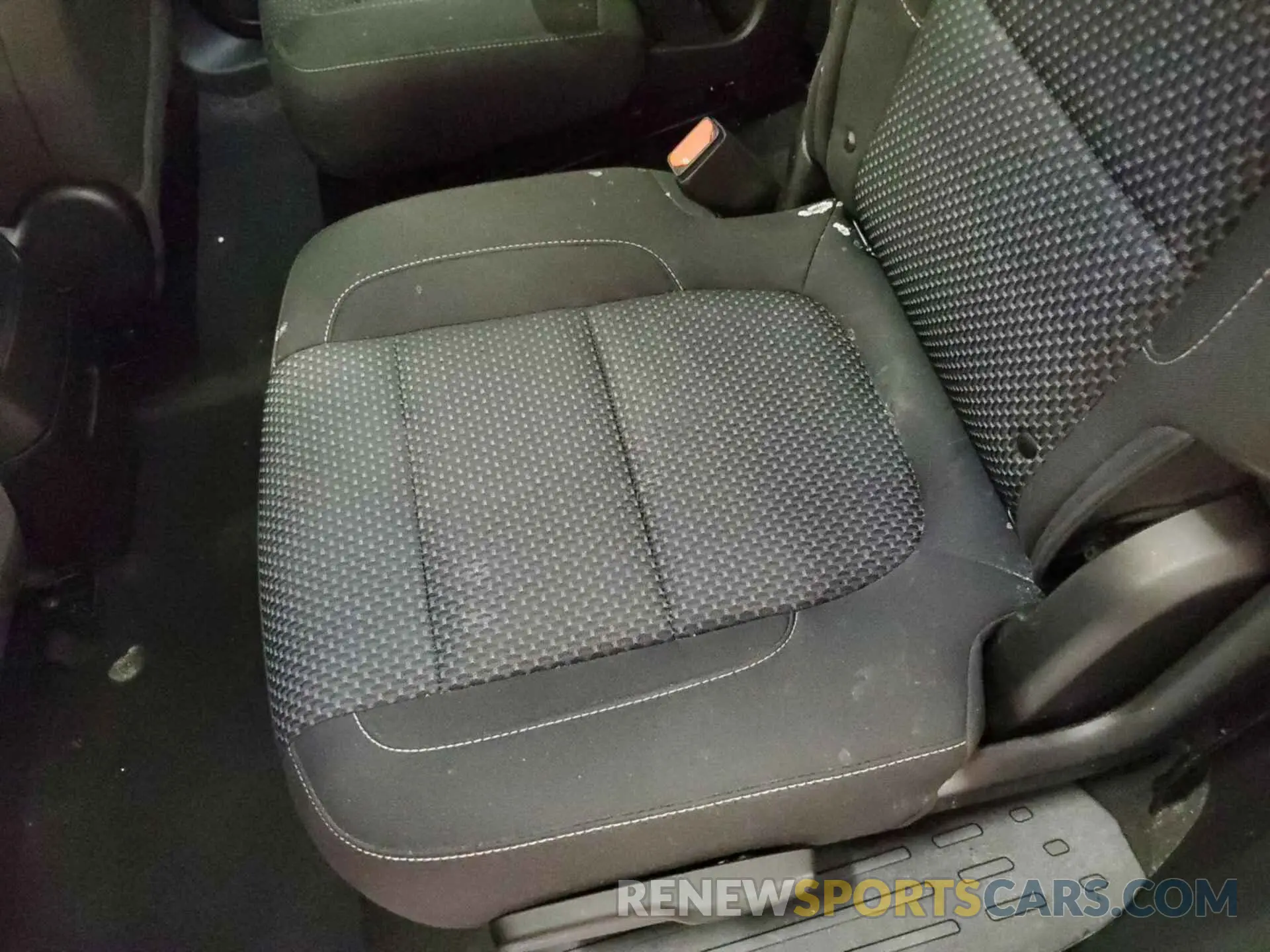 20 fotografías del automóvil dañado 1GKKNKLA2MZ185992 GMC ACADIA 2021