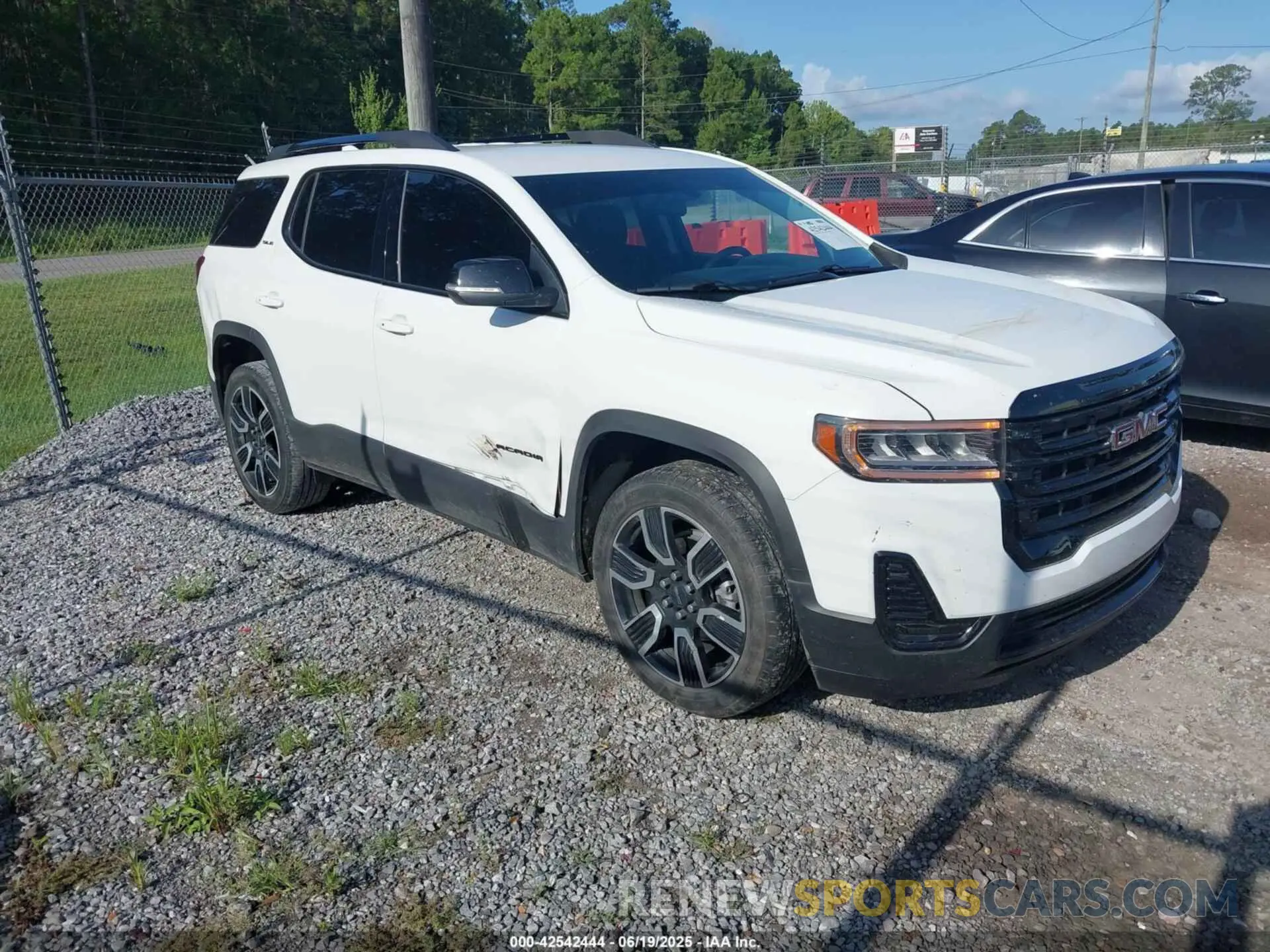 1 fotografías del automóvil dañado 1GKKNKLA4MZ175268 GMC ACADIA 2021