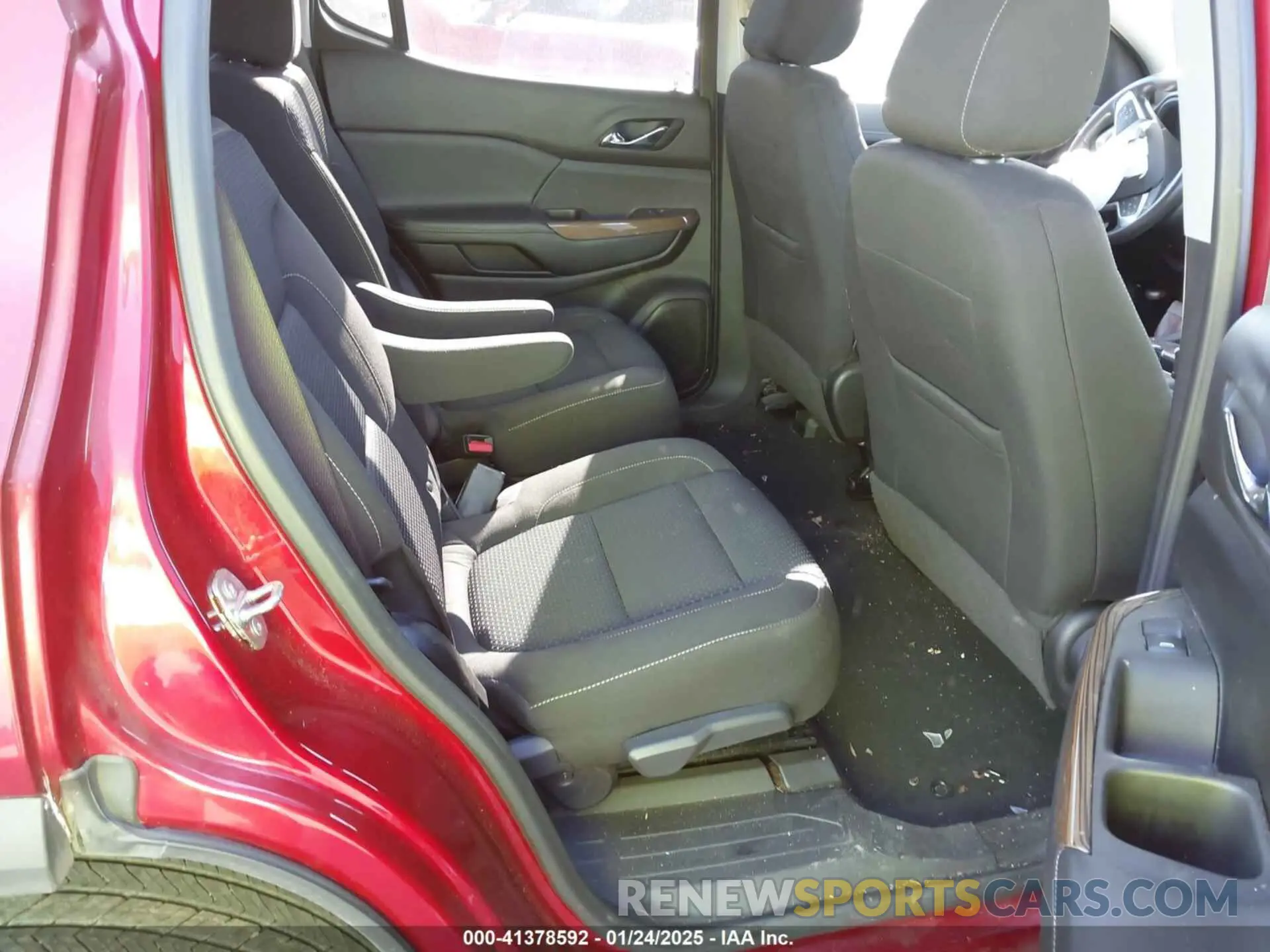 8 fotografías del automóvil dañado 1GKKNKLA7MZ228898 GMC ACADIA 2021