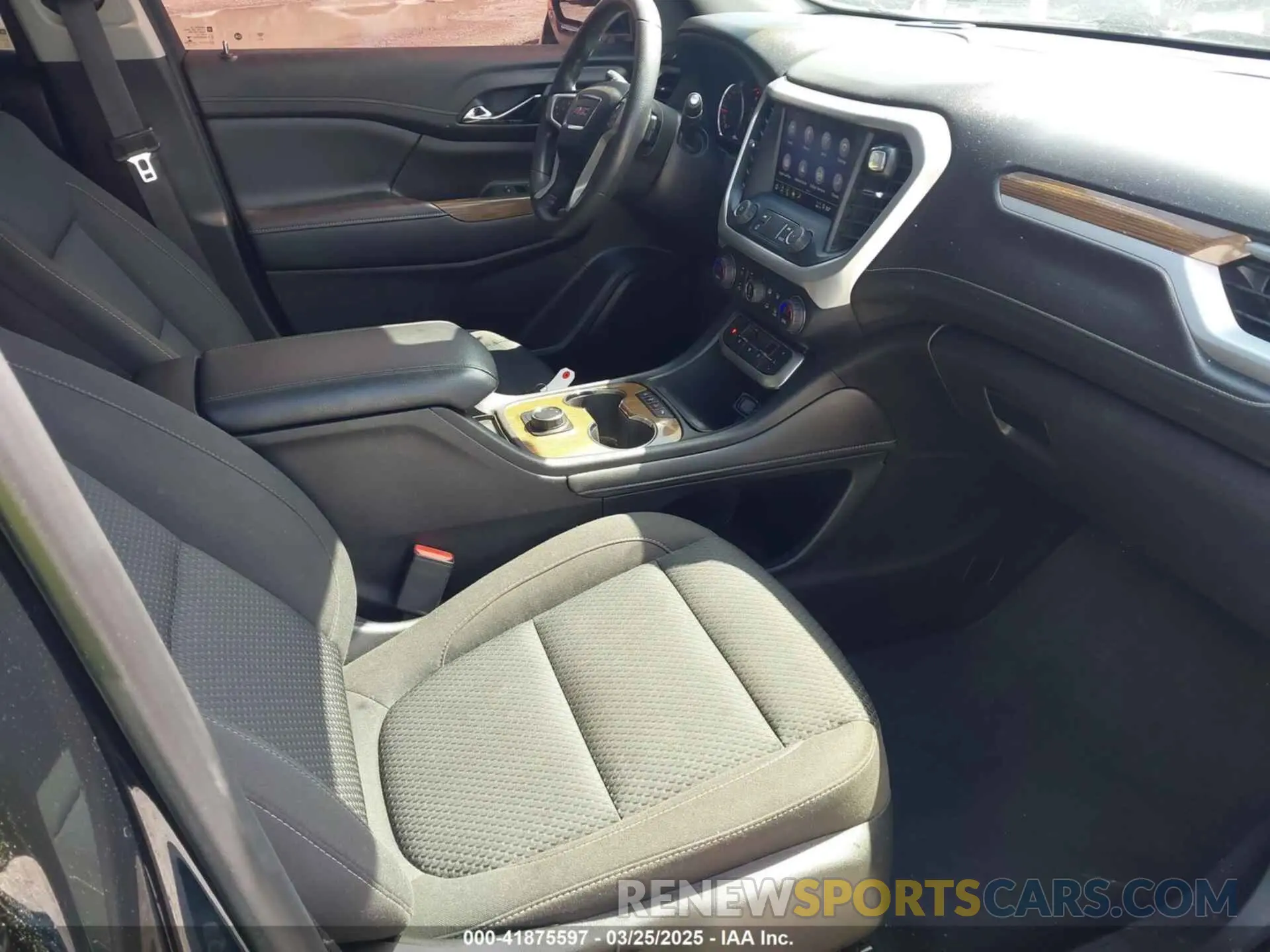 5 fotografías del automóvil dañado 1GKKNKLS2MZ186326 GMC ACADIA 2021