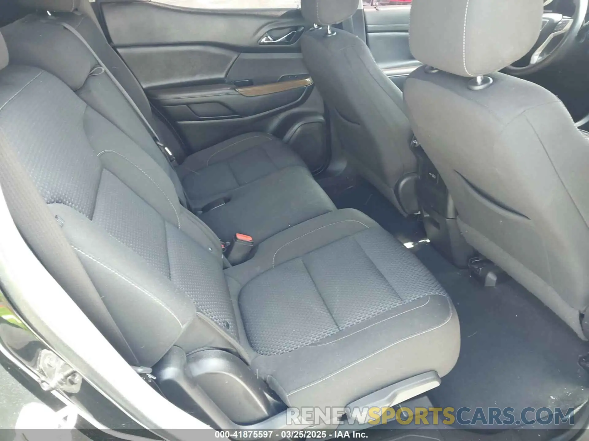 8 fotografías del automóvil dañado 1GKKNKLS2MZ186326 GMC ACADIA 2021
