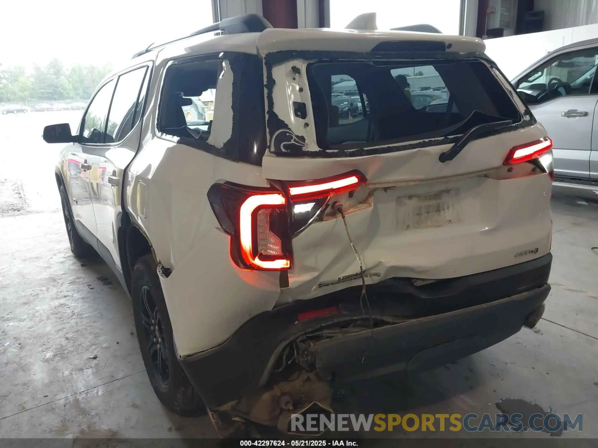 6 fotografías del automóvil dañado 1GKKNLLS0MZ183835 GMC ACADIA 2021