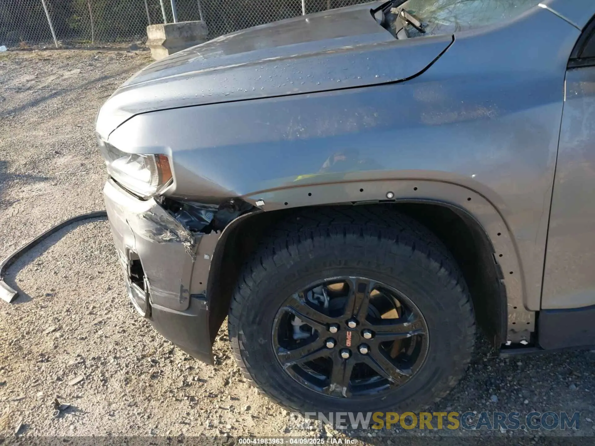 19 fotografías del automóvil dañado 1GKKNLLS4MZ166651 GMC ACADIA 2021