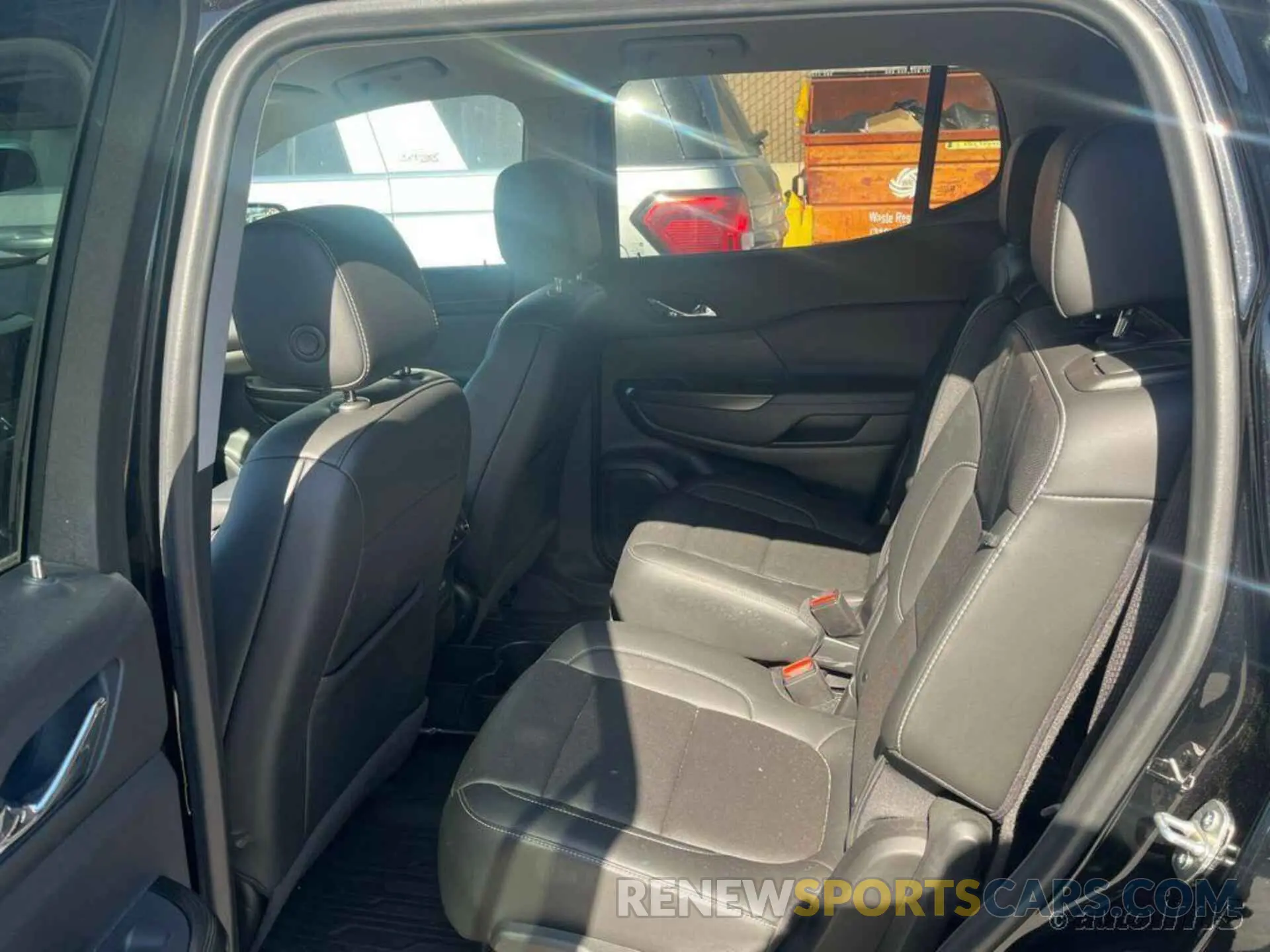 12 fotografías del automóvil dañado 1GKKNMLS2MZ113520 GMC ACADIA 2021