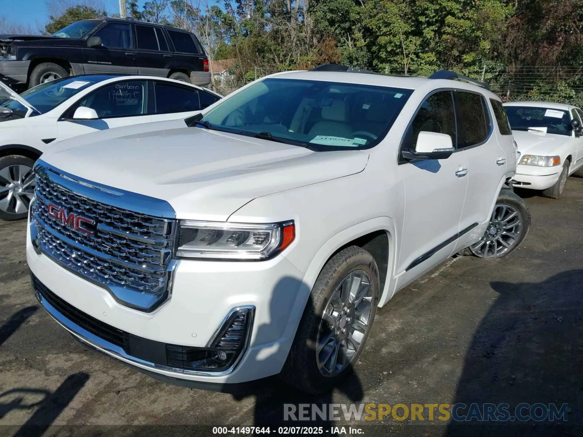 2 fotografías del automóvil dañado 1GKKNPLS2MZ101739 GMC ACADIA 2021