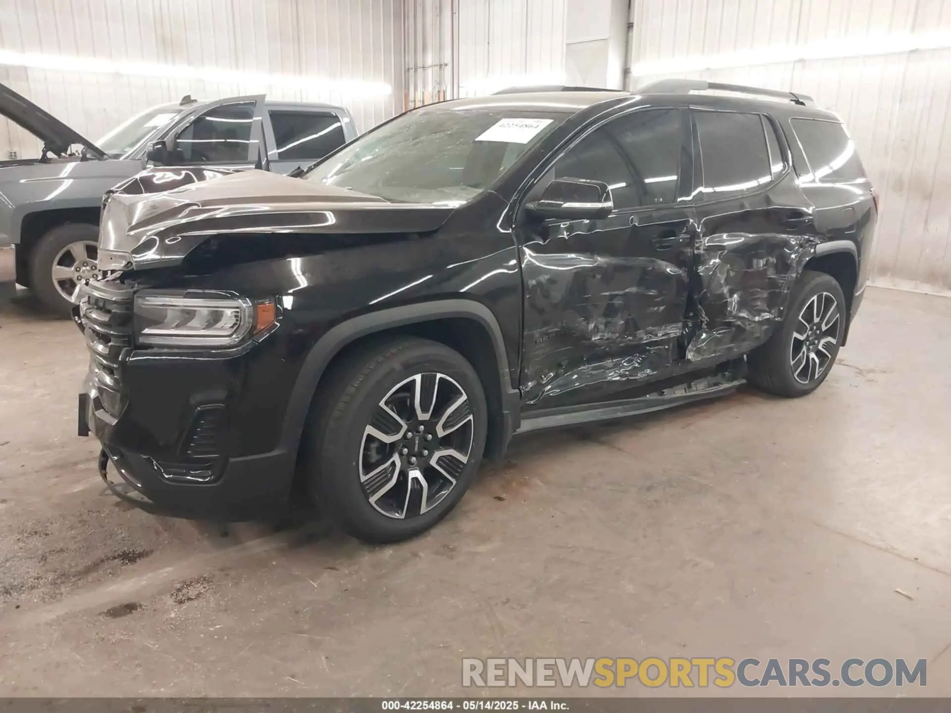 2 fotografías del automóvil dañado 1GKKNRLS9MZ127248 GMC ACADIA 2021