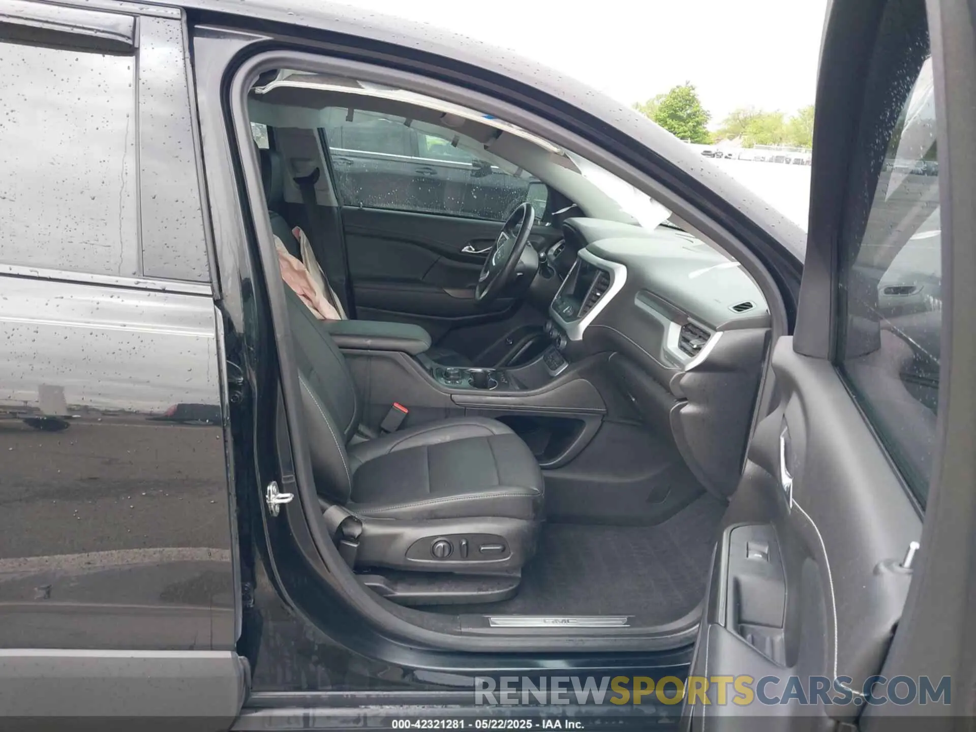 5 fotografías del automóvil dañado 1GKKNUL47MZ111425 GMC ACADIA 2021