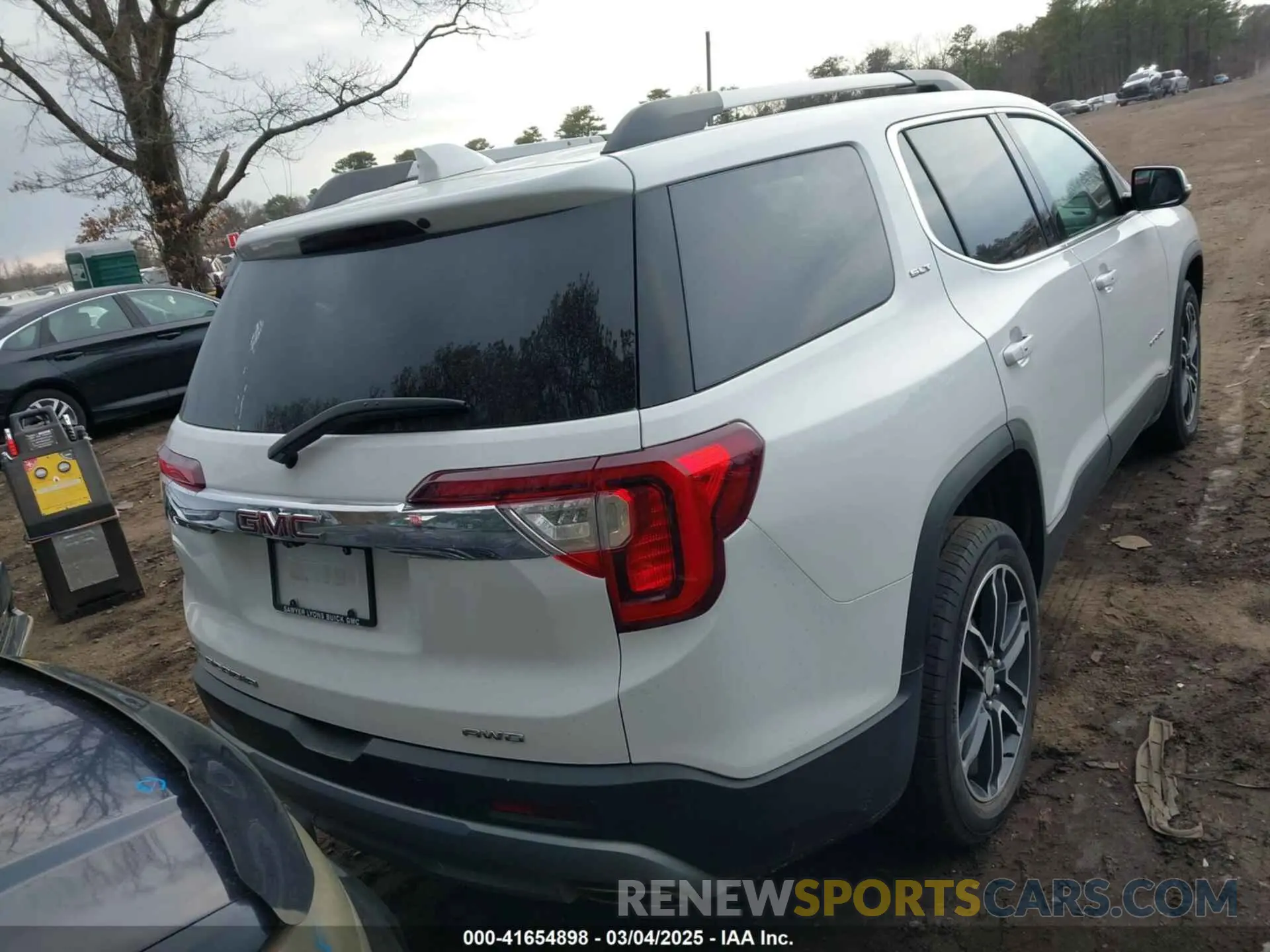 16 fotografías del automóvil dañado 1GKKNULS2MZ173393 GMC ACADIA 2021