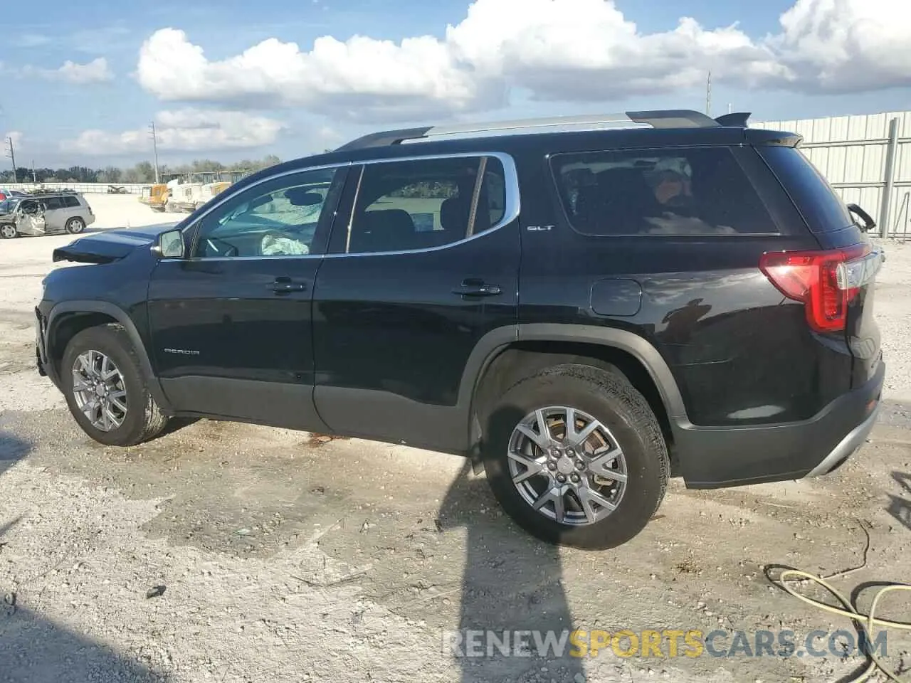 2 fotografías del automóvil dañado 1GKKNULS4MZ162878 GMC ACADIA 2021