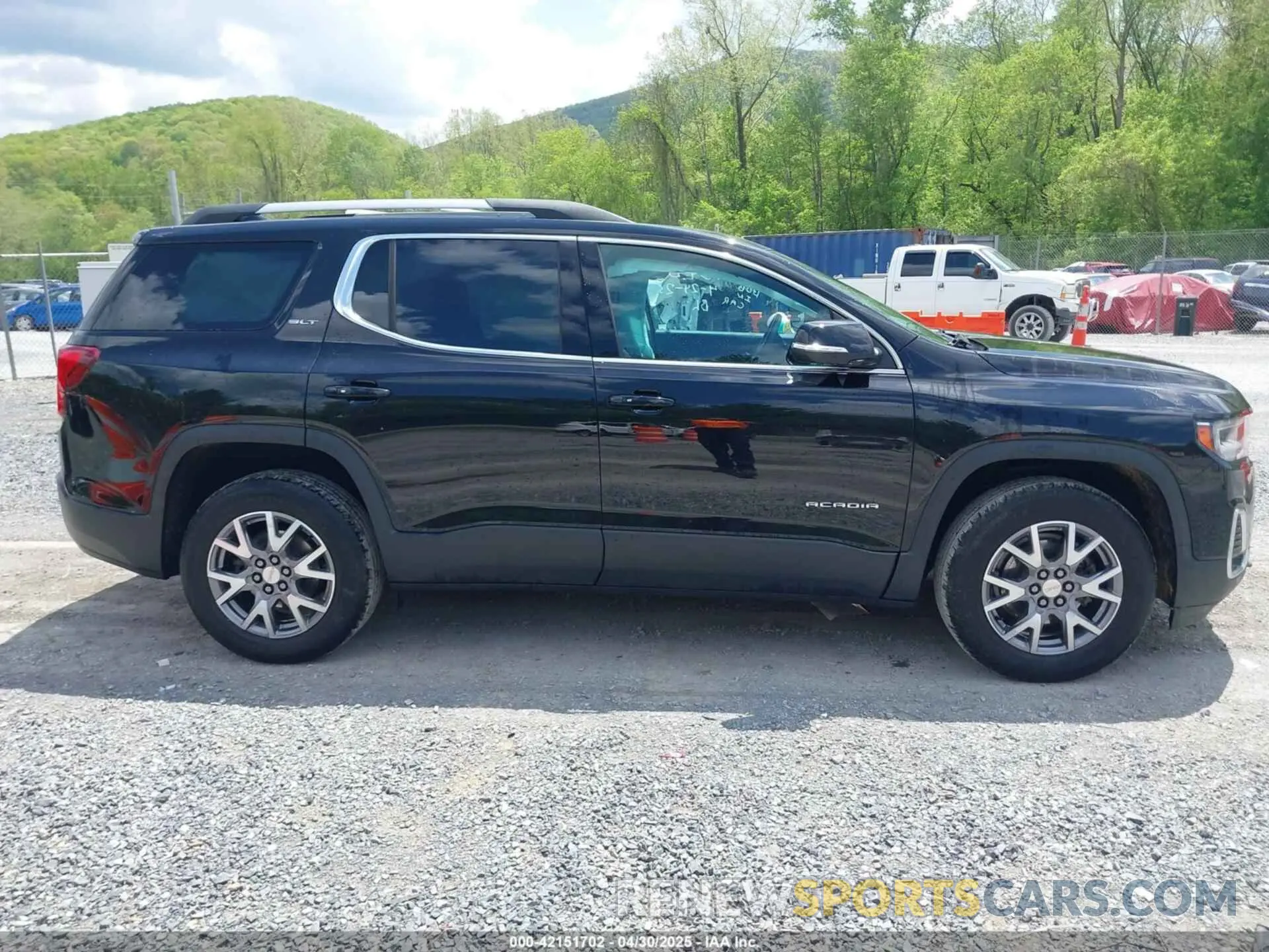 13 fotografías del automóvil dañado 1GKKNULS5MZ176255 GMC ACADIA 2021
