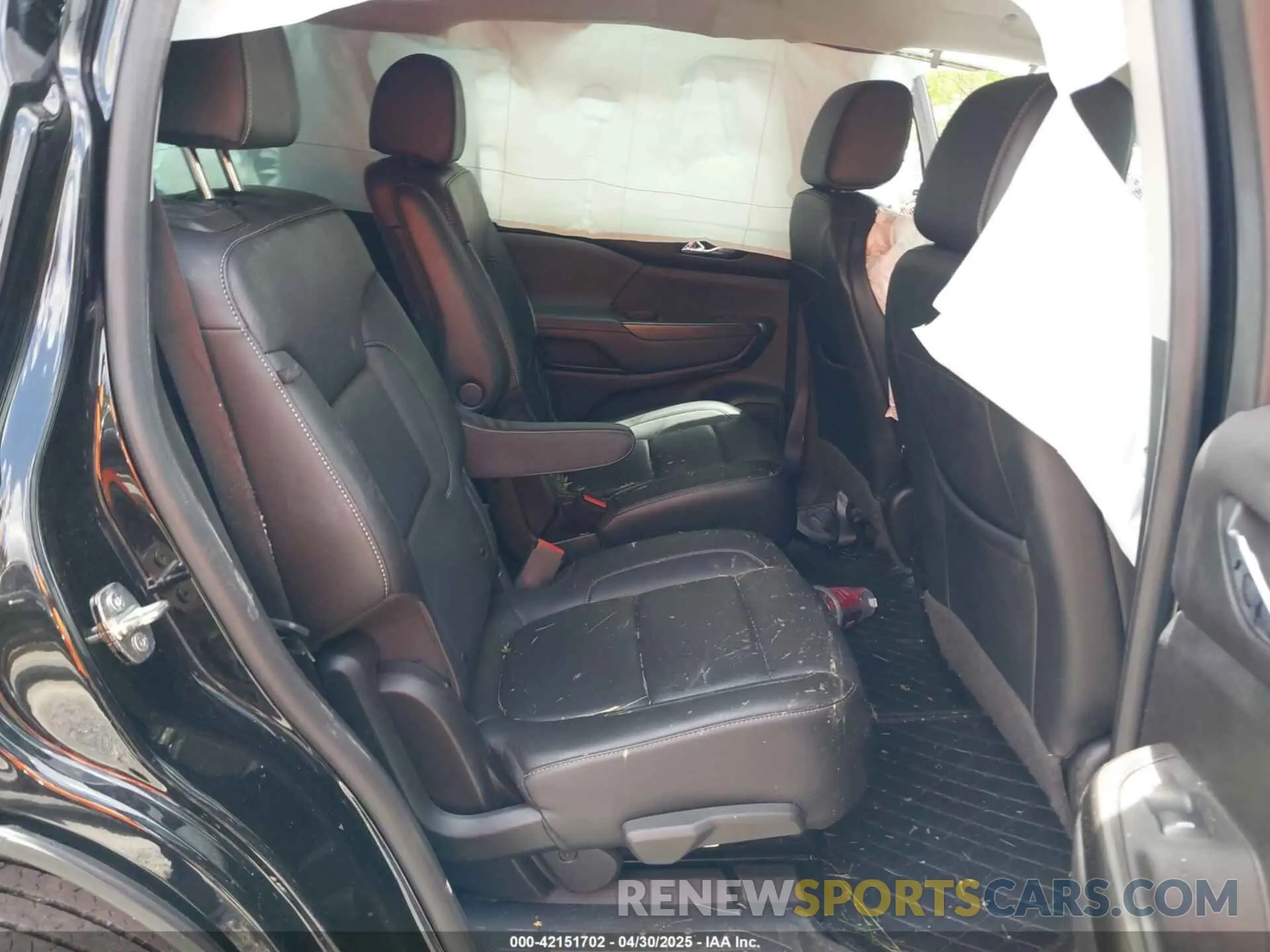 8 fotografías del automóvil dañado 1GKKNULS5MZ176255 GMC ACADIA 2021