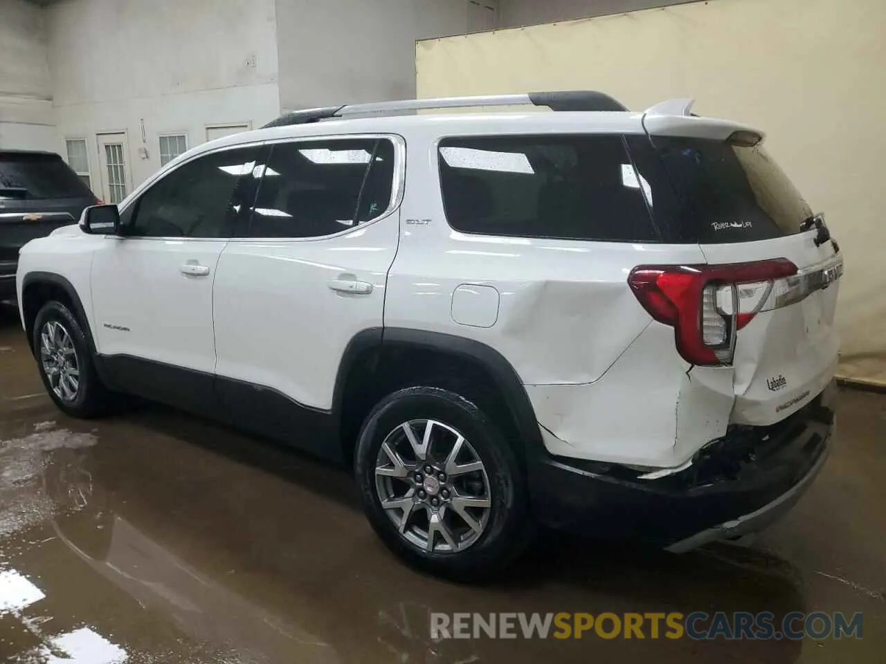 2 fotografías del automóvil dañado 1GKKNULS8MZ159014 GMC ACADIA 2021