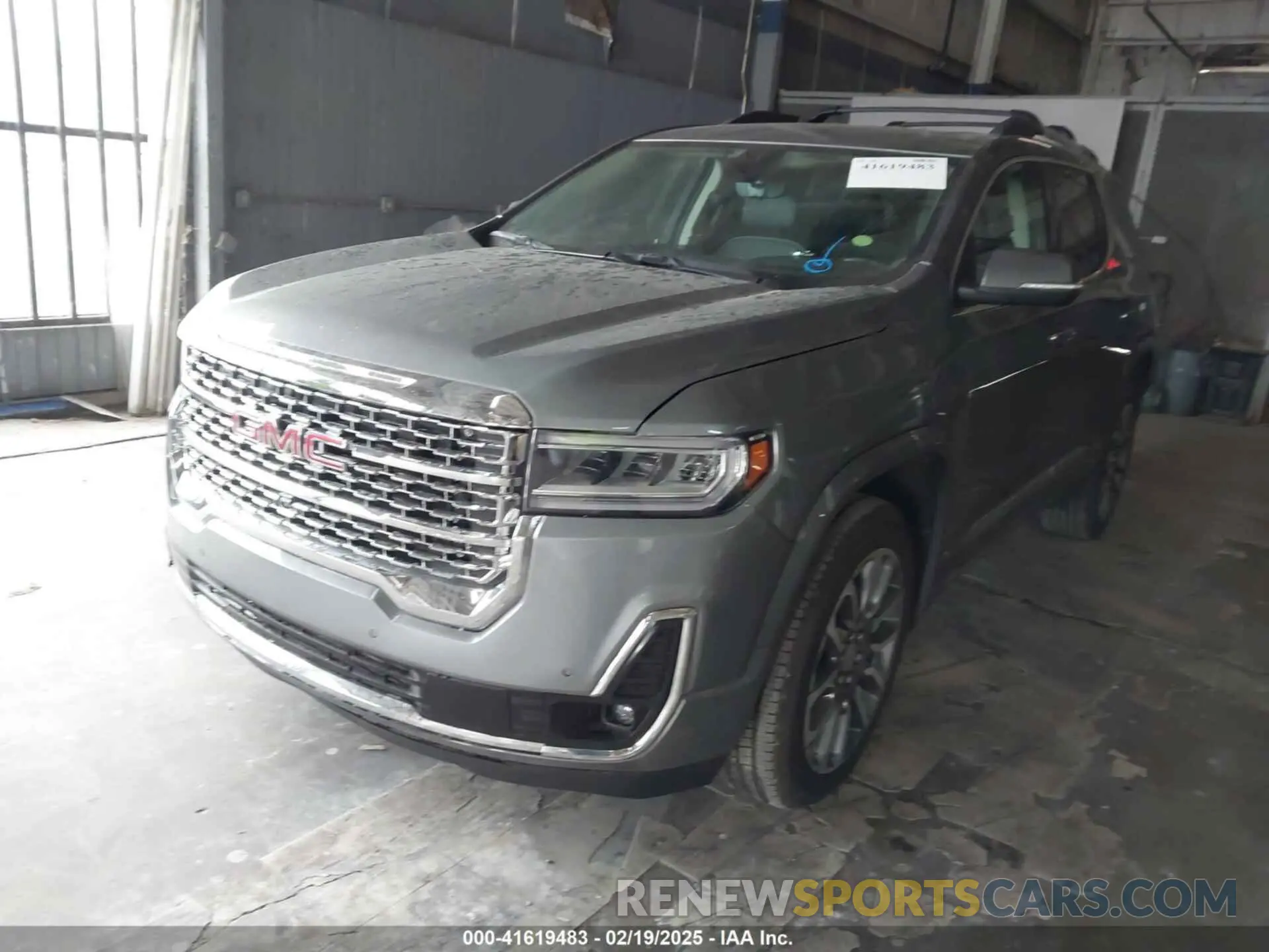 2 fotografías del automóvil dañado 1GKKNXLS8MZ183900 GMC ACADIA 2021