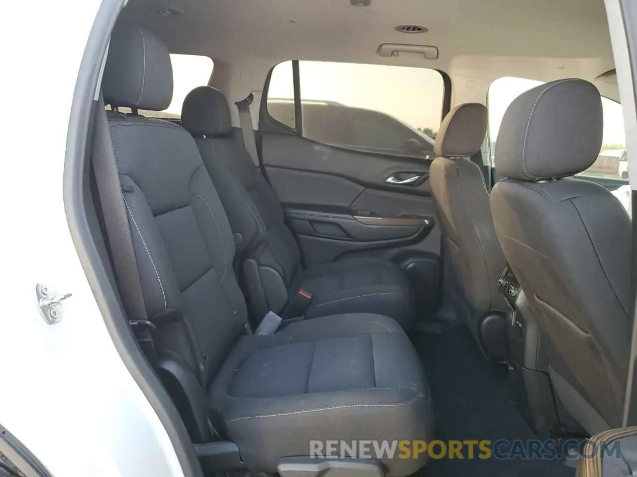 11 fotografías del automóvil dañado 1GKKNKL41NZ120255 GMC ACADIA 2022