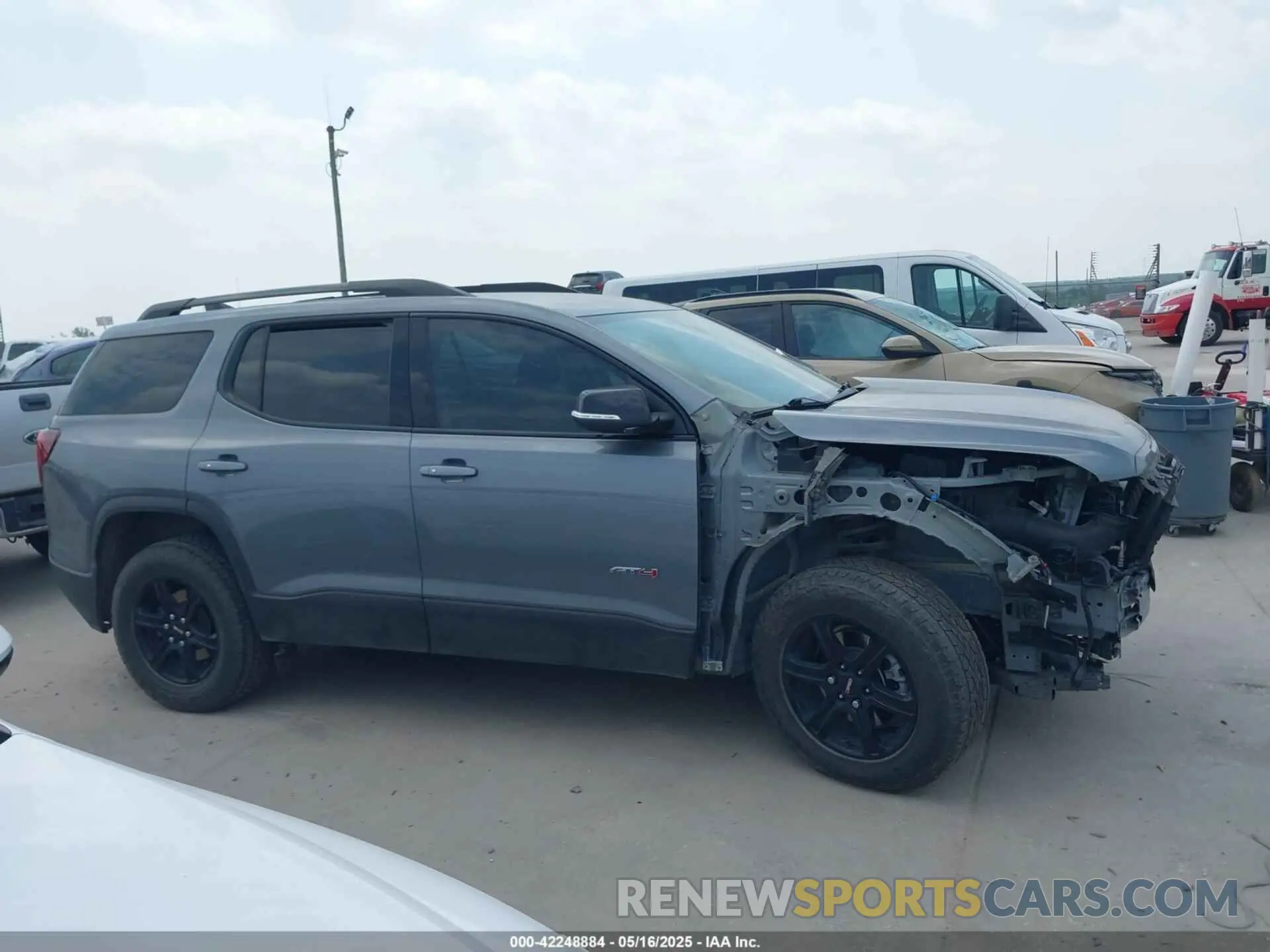 14 fotografías del automóvil dañado 1GKKNLLS1NZ128442 GMC ACADIA 2022
