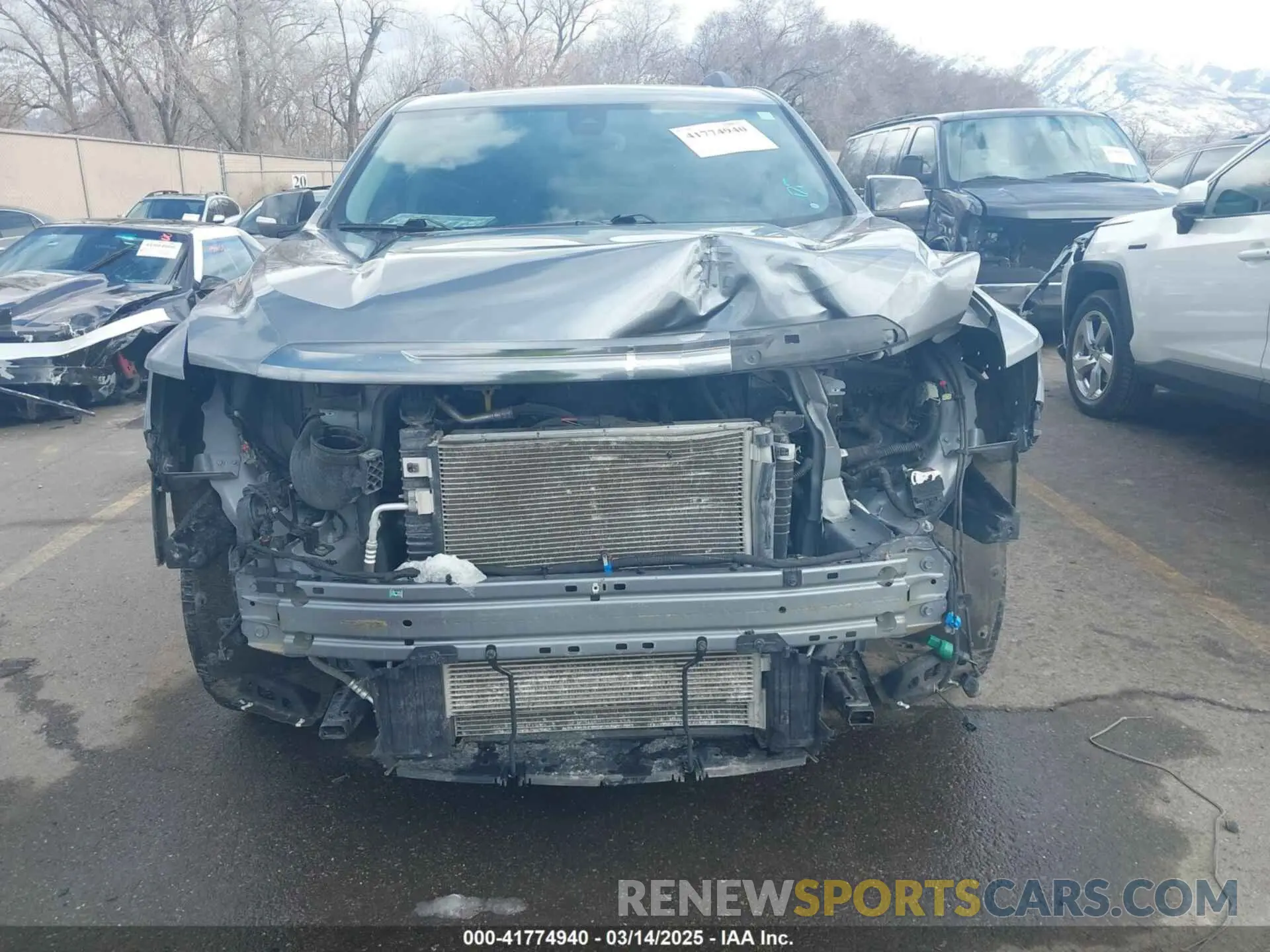 13 fotografías del automóvil dañado 1GKKNLLS7NZ120149 GMC ACADIA 2022