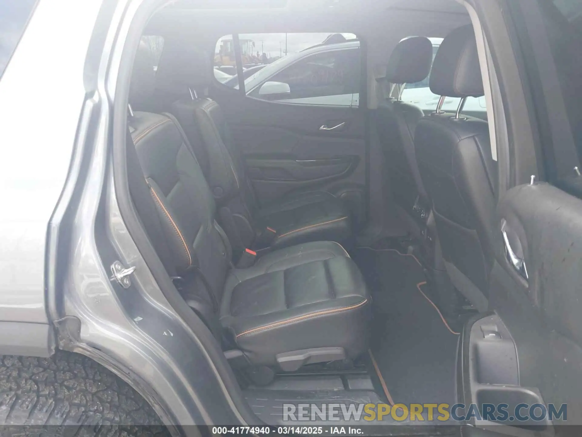 8 fotografías del automóvil dañado 1GKKNLLS7NZ120149 GMC ACADIA 2022