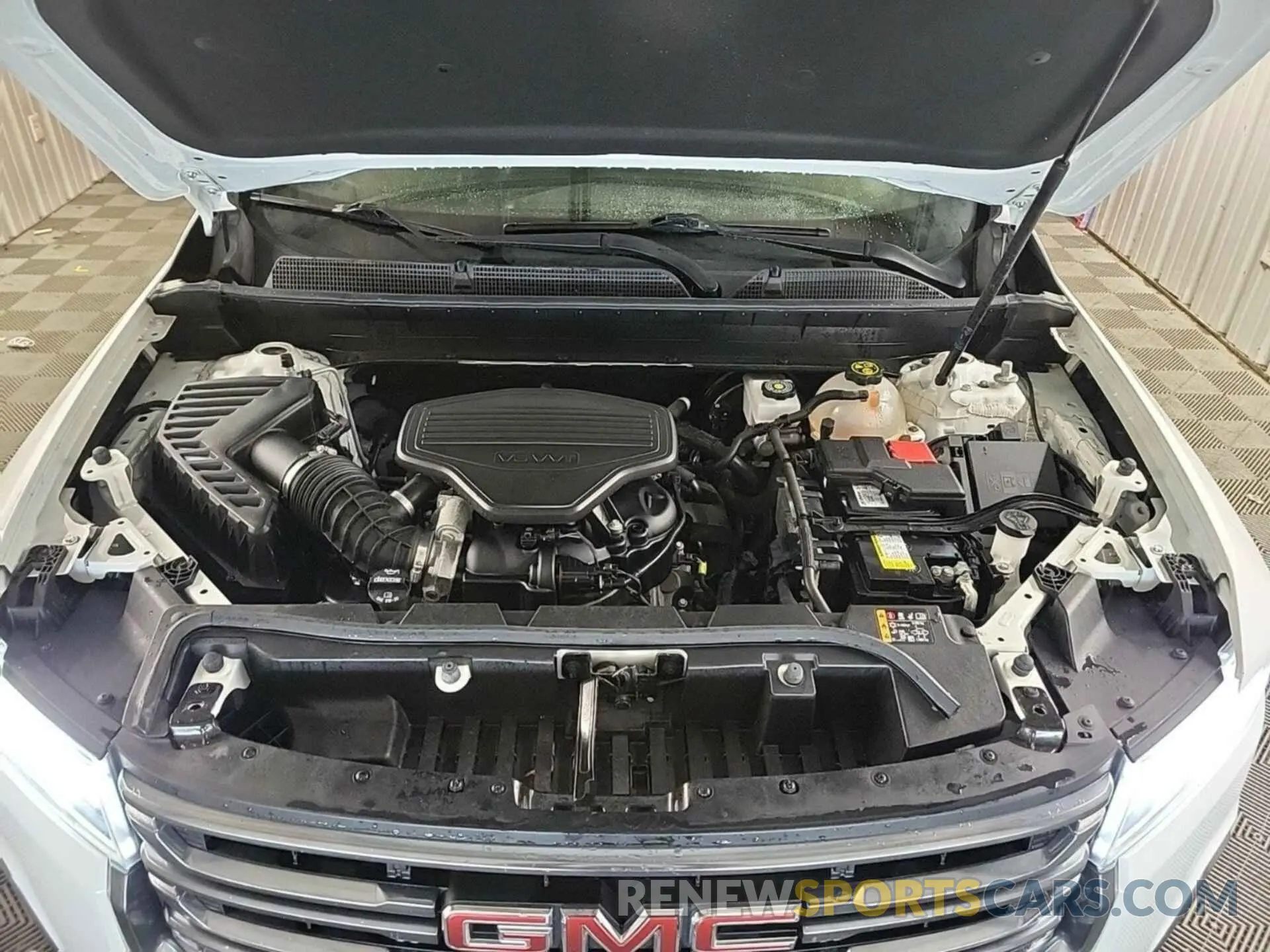 14 fotografías del automóvil dañado 1GKKNLLS8NZ129037 GMC ACADIA 2022