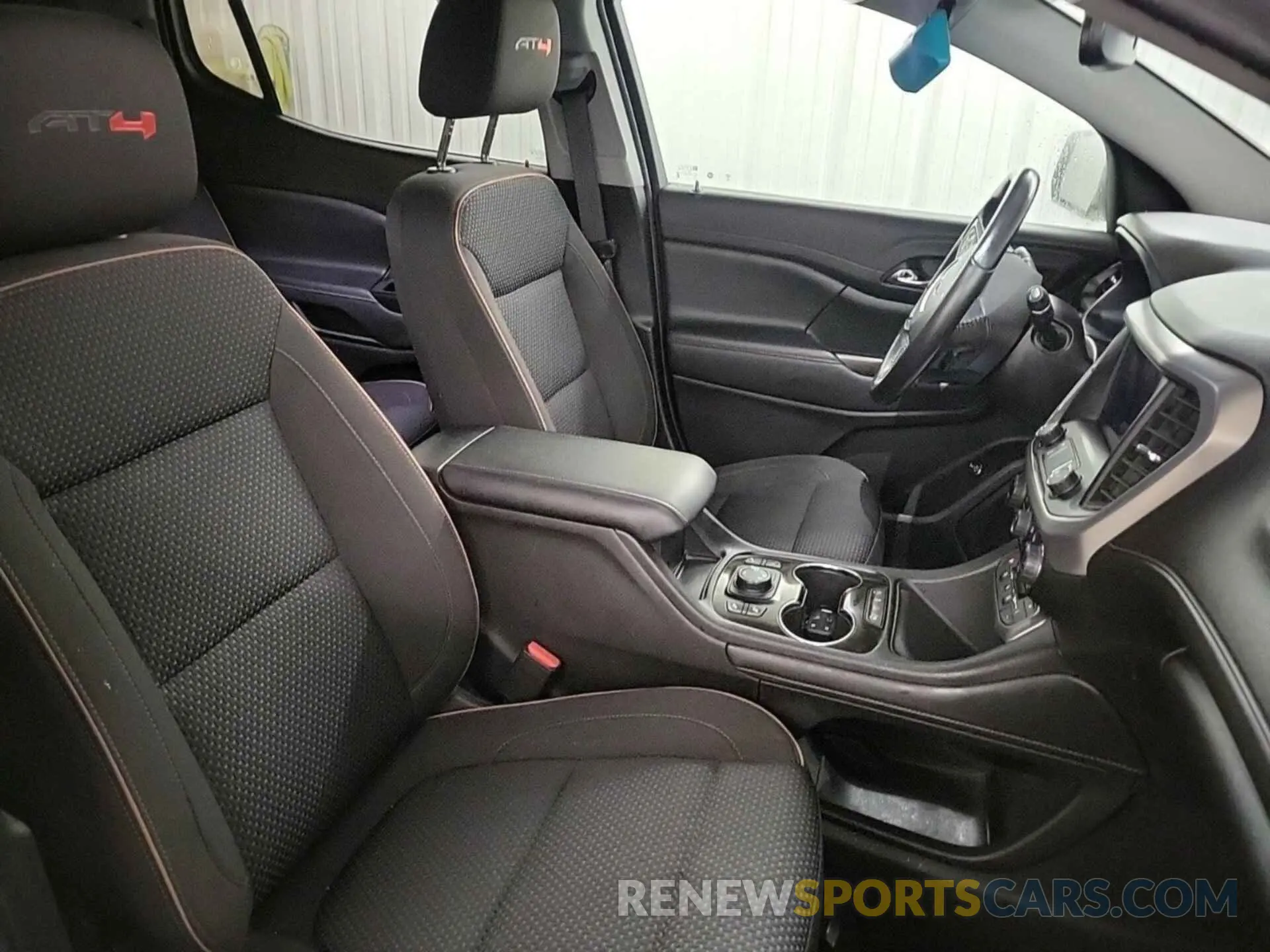 18 fotografías del automóvil dañado 1GKKNLLS8NZ129037 GMC ACADIA 2022