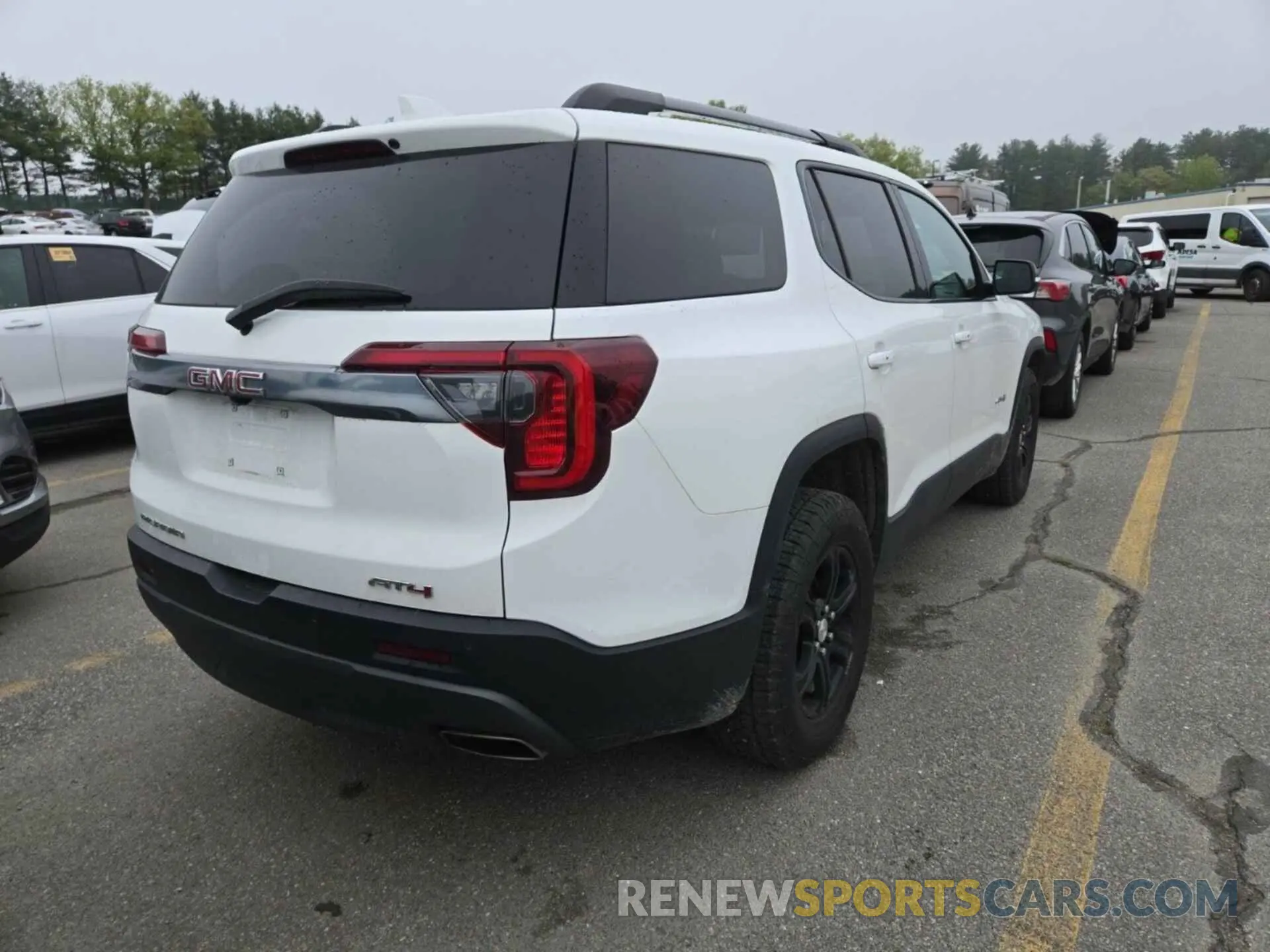 40 fotografías del automóvil dañado 1GKKNLLS8NZ129037 GMC ACADIA 2022