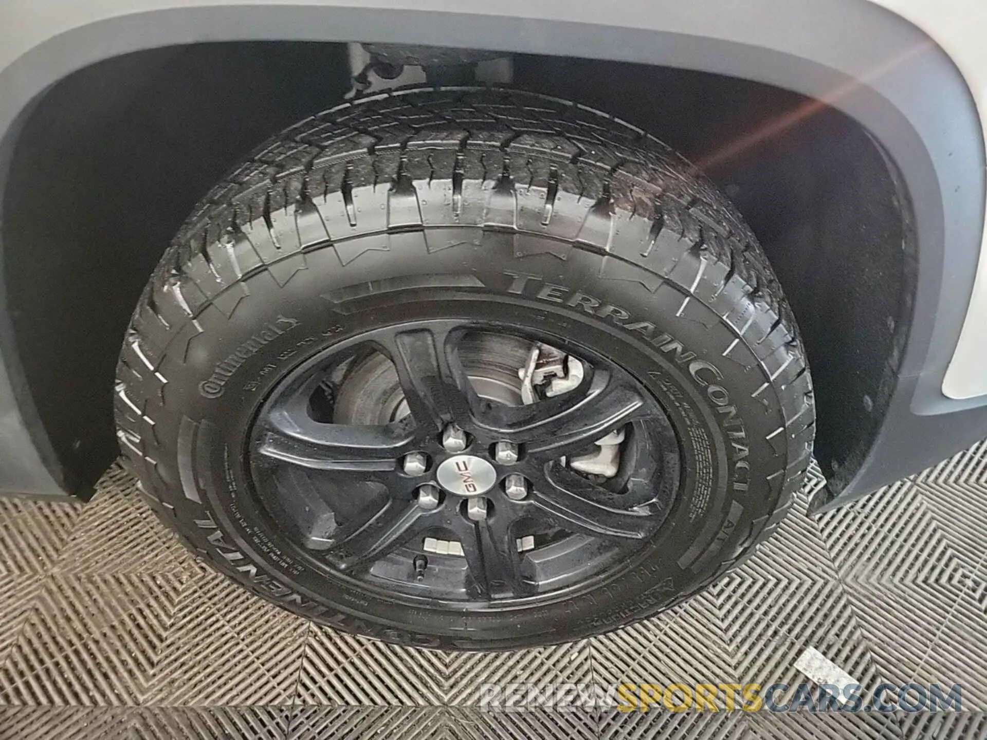 46 fotografías del automóvil dañado 1GKKNLLS8NZ129037 GMC ACADIA 2022