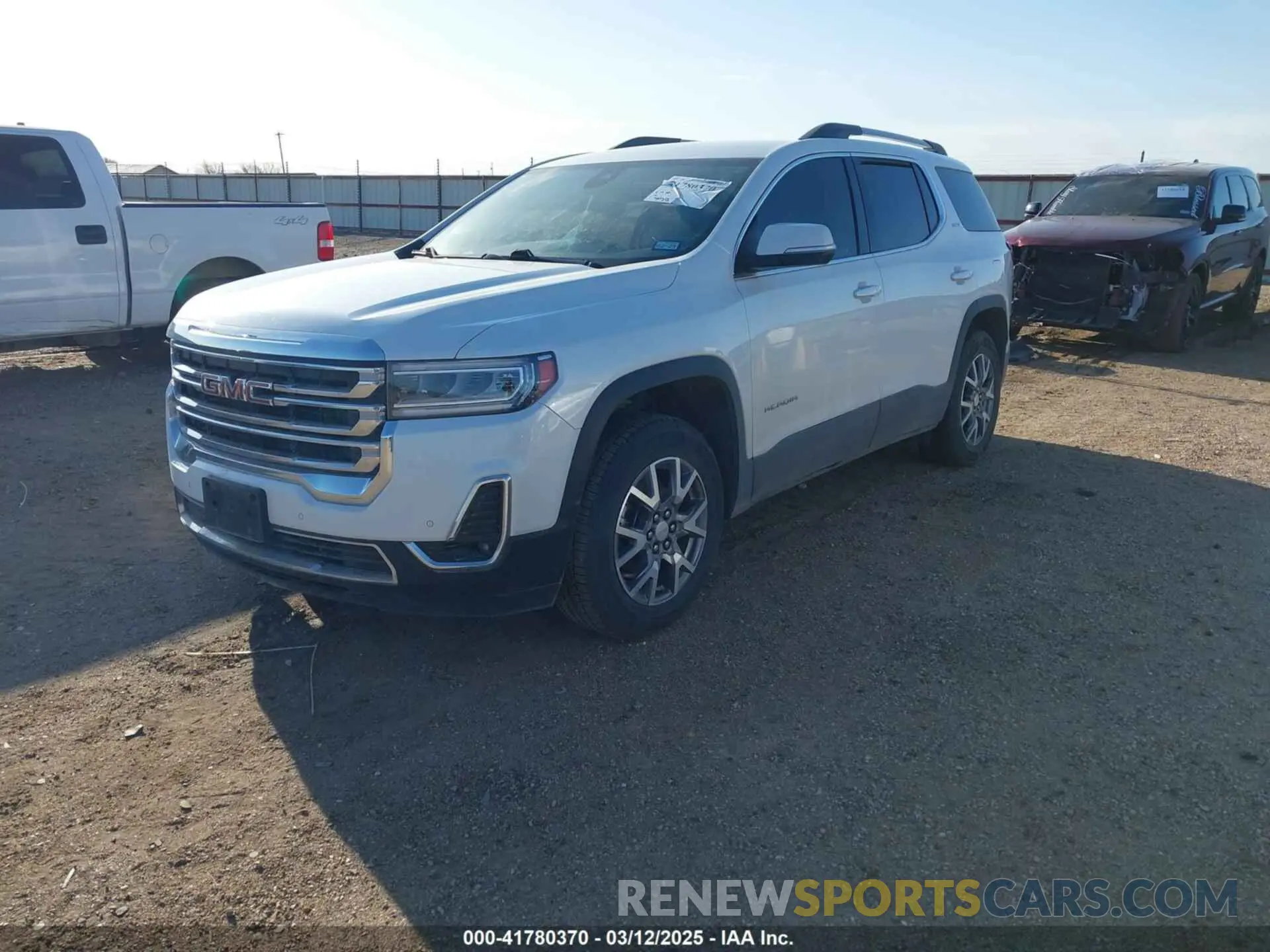 2 fotografías del automóvil dañado 1GKKNMLS6NZ111299 GMC ACADIA 2022