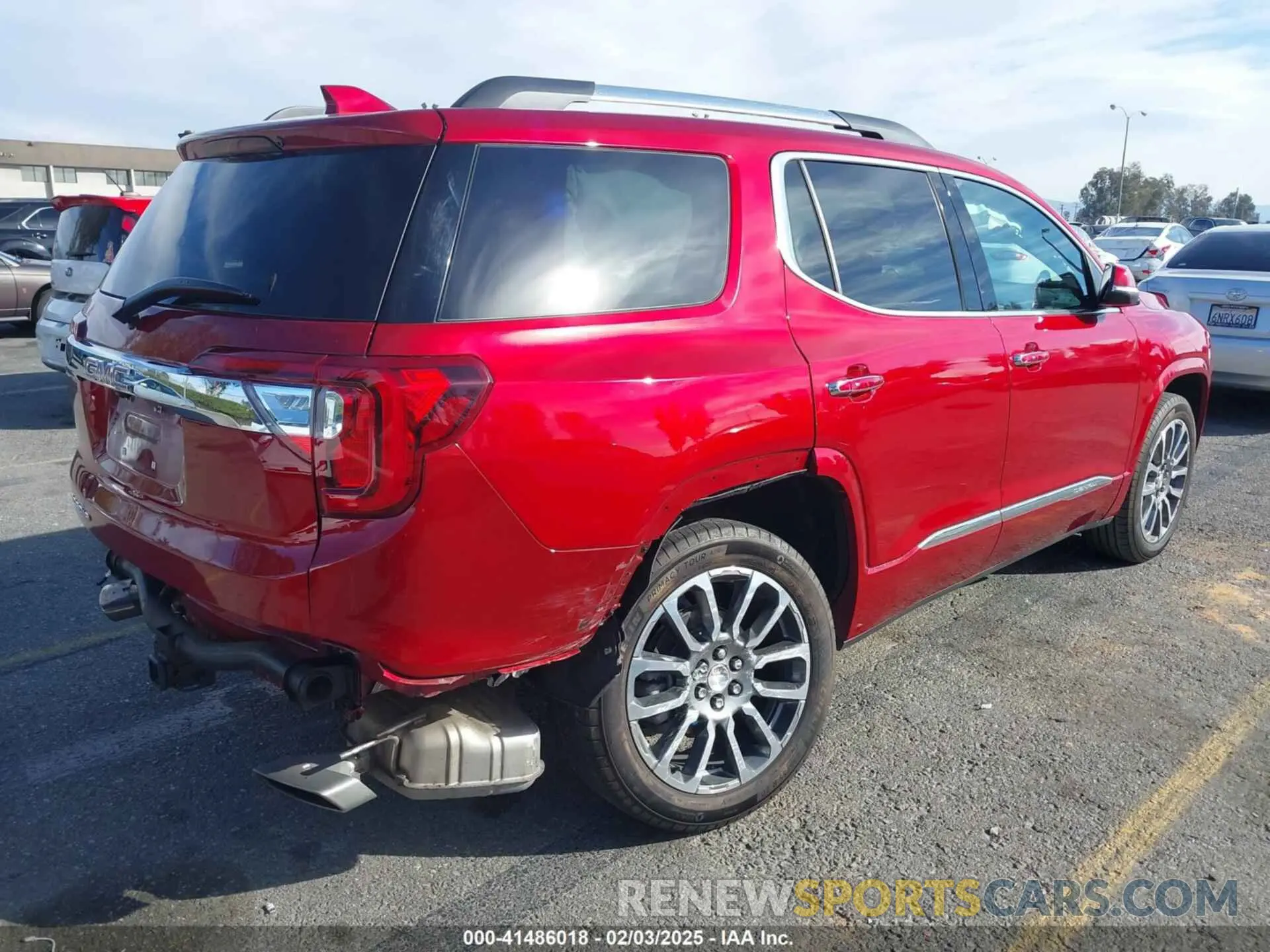 4 fotografías del automóvil dañado 1GKKNPLS7NZ139033 GMC ACADIA 2022