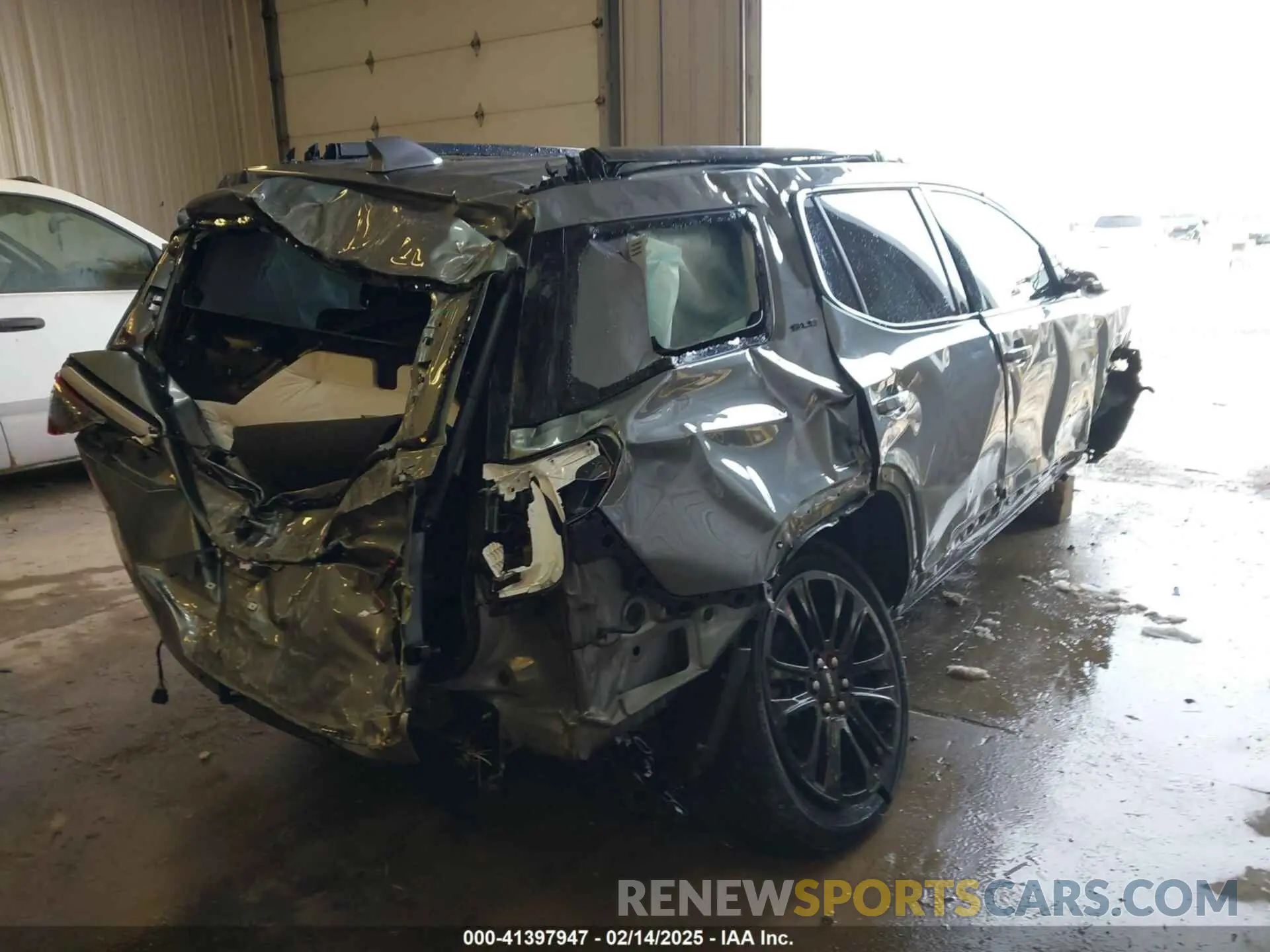 4 fotografías del automóvil dañado 1GKKNRL43NZ113686 GMC ACADIA 2022