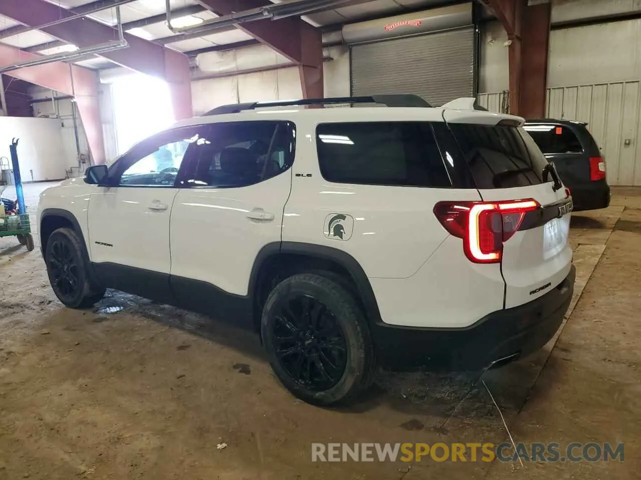 2 fotografías del automóvil dañado 1GKKNRL44NZ106908 GMC ACADIA 2022