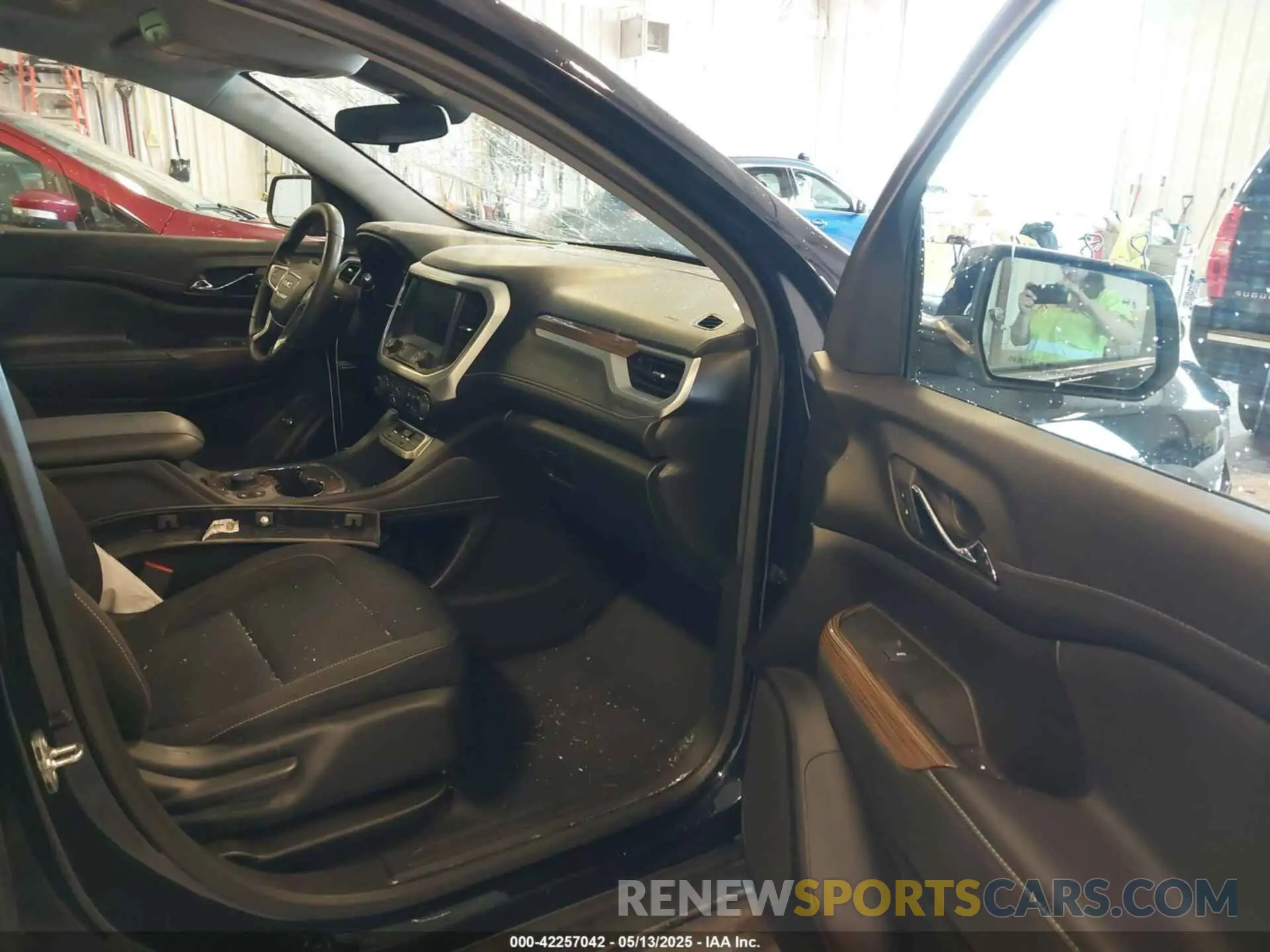 5 fotografías del automóvil dañado 1GKKNRL47NZ161580 GMC ACADIA 2022