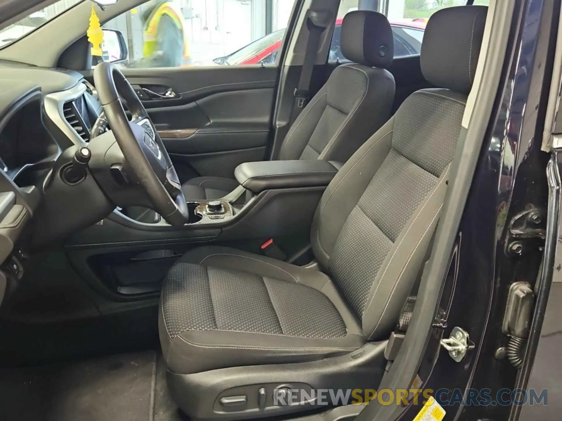 18 fotografías del automóvil dañado 1GKKNRL49NZ126474 GMC ACADIA 2022