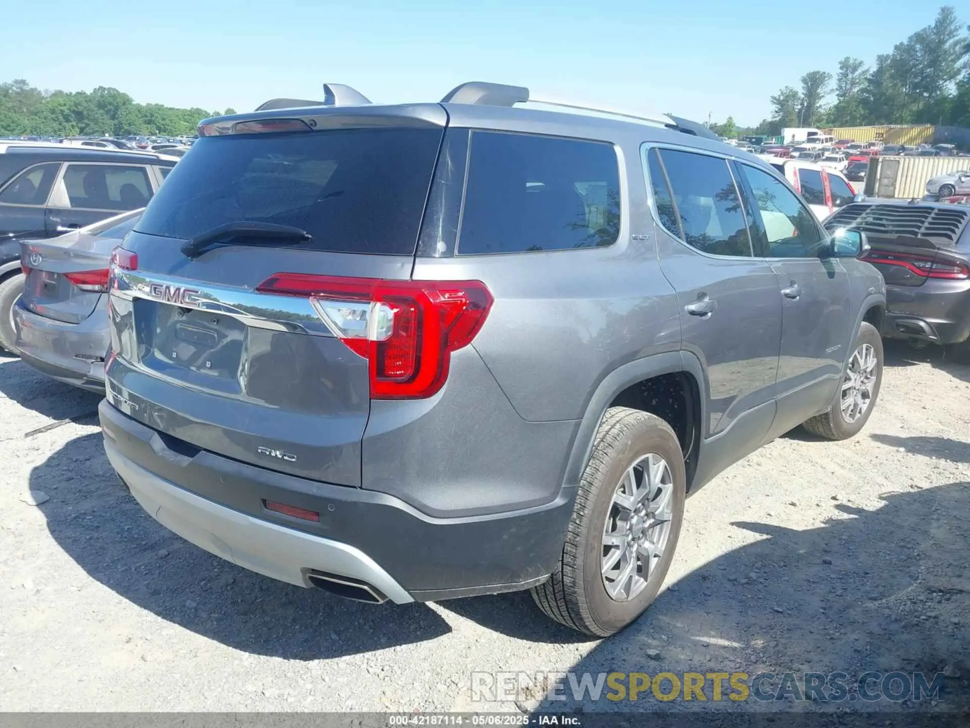 4 fotografías del automóvil dañado 1GKKNUL42NZ132720 GMC ACADIA 2022