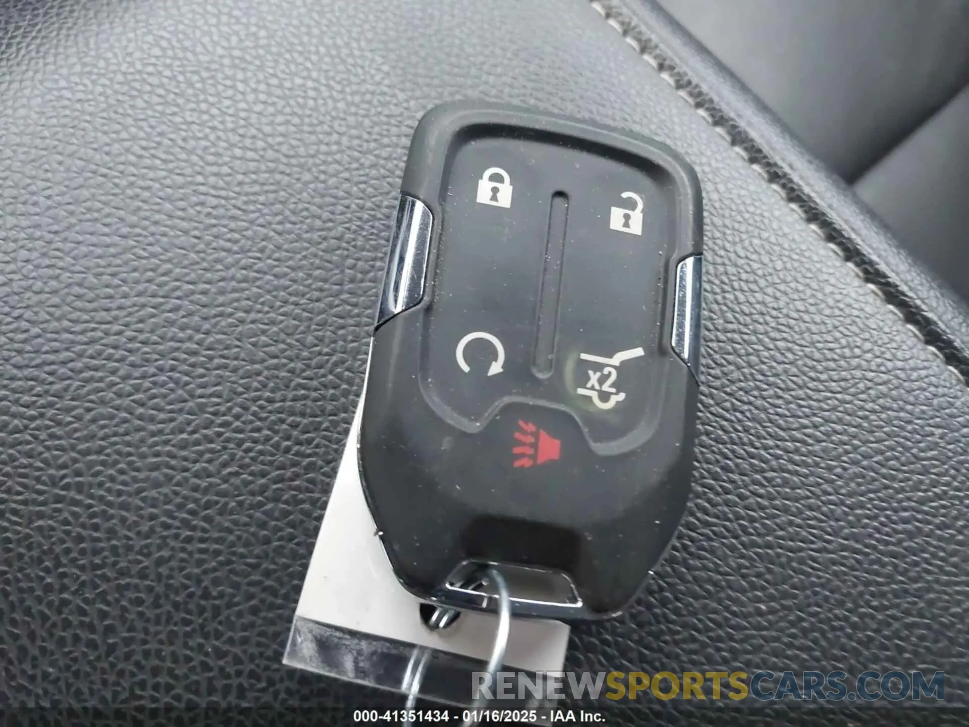 11 fotografías del automóvil dañado 1GKKNUL47NZ179614 GMC ACADIA 2022