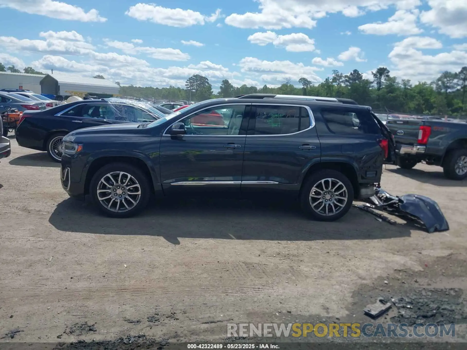 15 fotografías del automóvil dañado 1GKKNXLS0NZ168843 GMC ACADIA 2022