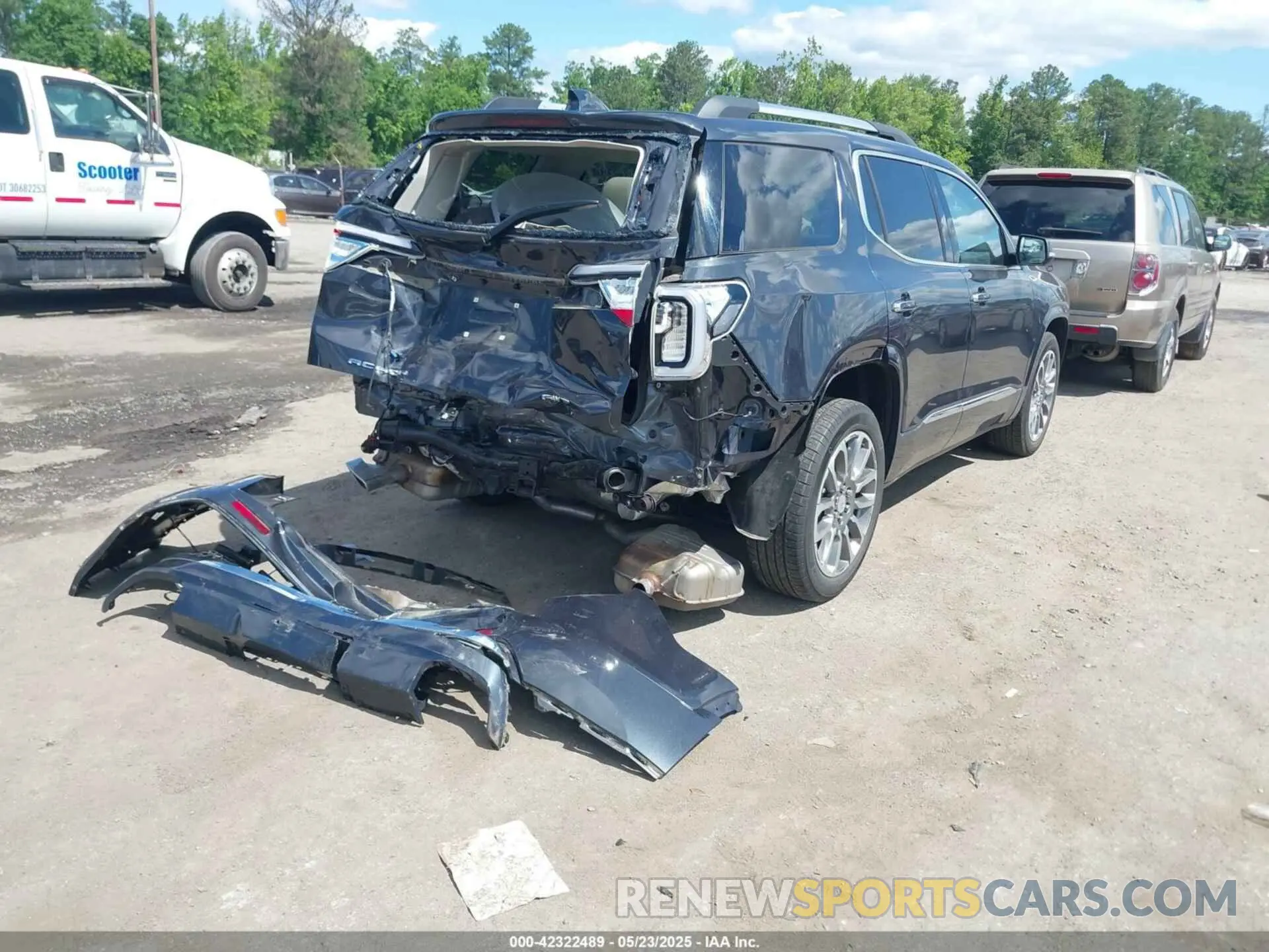 4 fotografías del automóvil dañado 1GKKNXLS0NZ168843 GMC ACADIA 2022