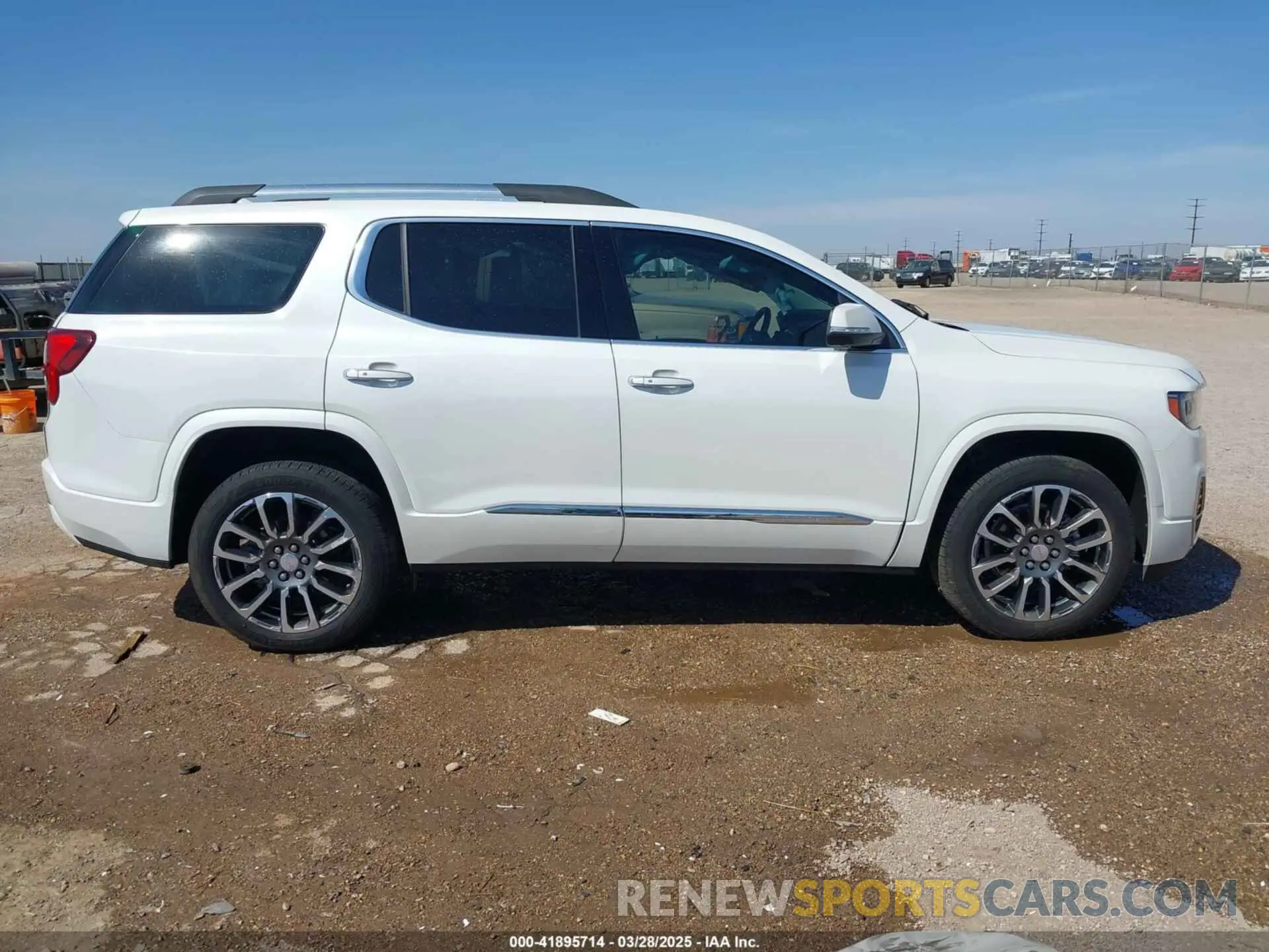 13 fotografías del automóvil dañado 1GKKNXLS1NZ115438 GMC ACADIA 2022
