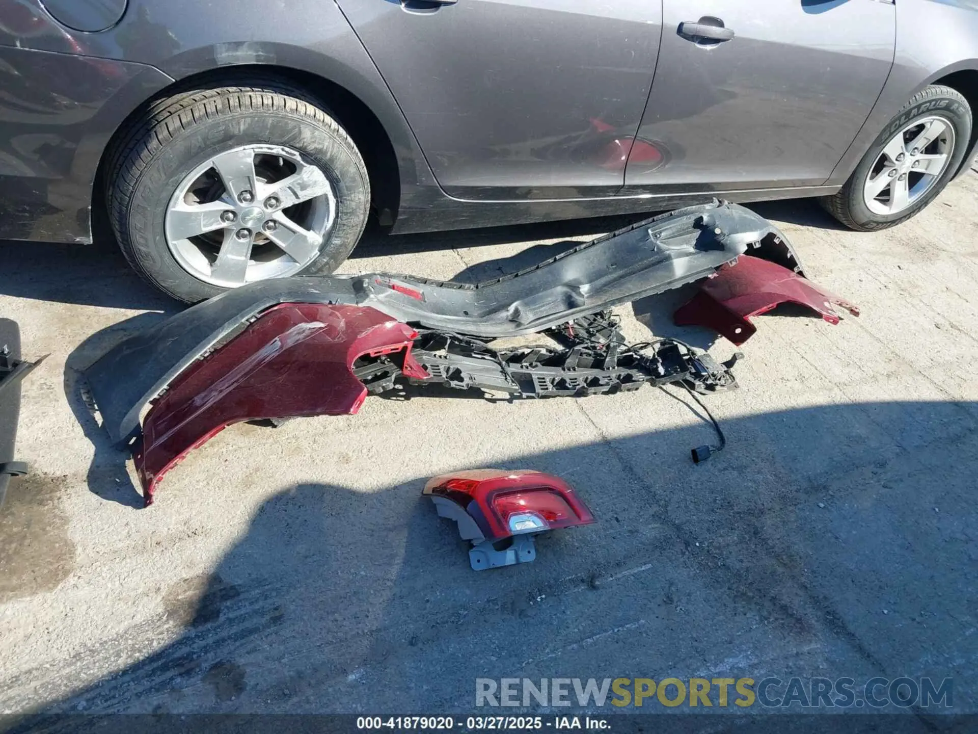 12 fotografías del automóvil dañado 1GKKNKL40PZ193524 GMC ACADIA 2023