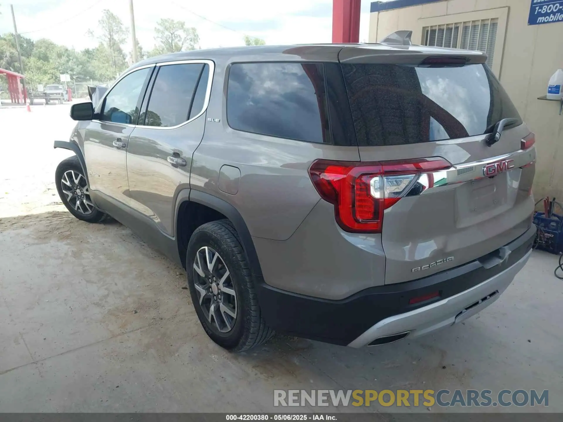 3 fotografías del automóvil dañado 1GKKNKL46PZ162813 GMC ACADIA 2023