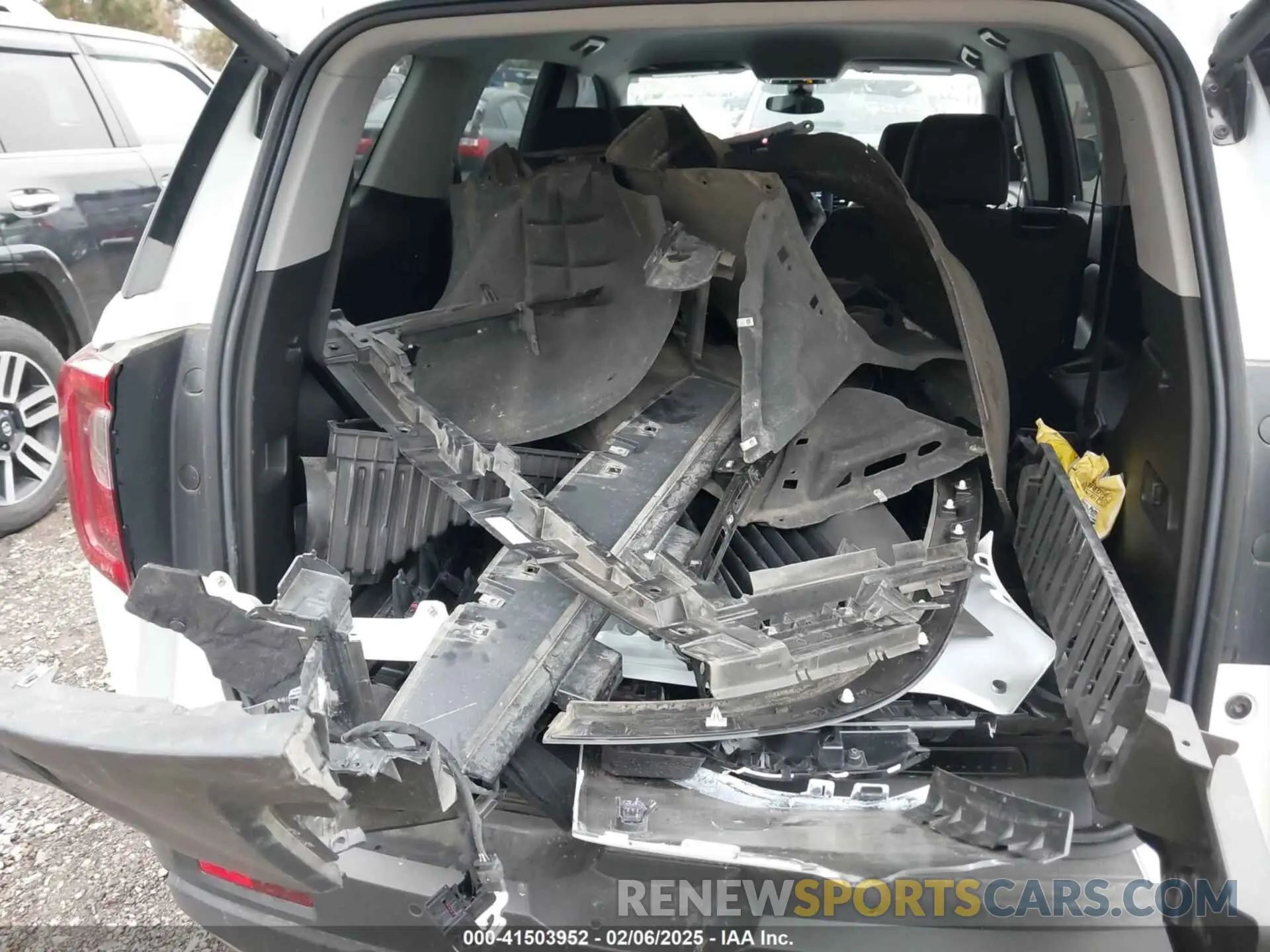 12 fotografías del automóvil dañado 1GKKNKL46PZ202405 GMC ACADIA 2023