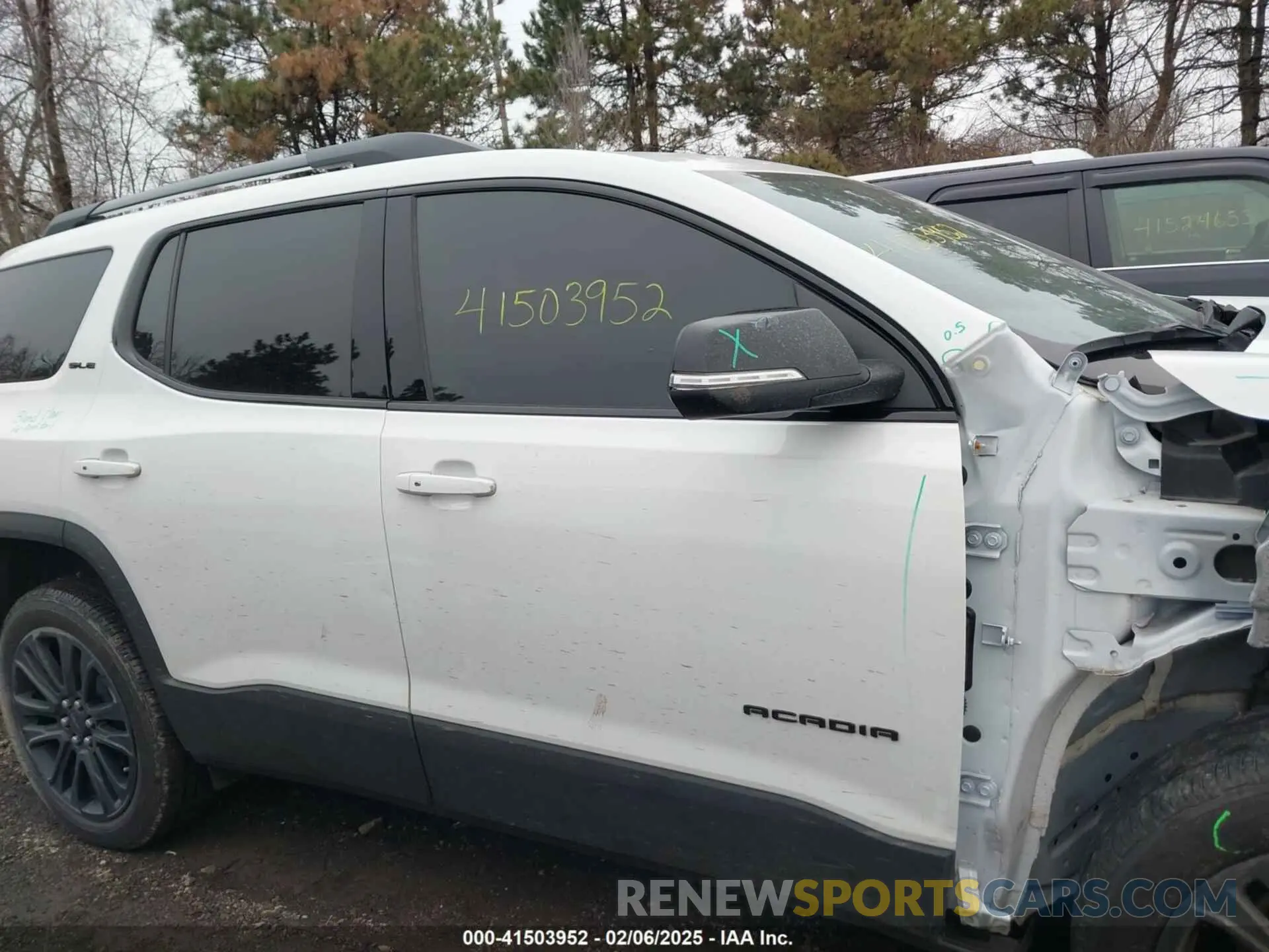 14 fotografías del automóvil dañado 1GKKNKL46PZ202405 GMC ACADIA 2023