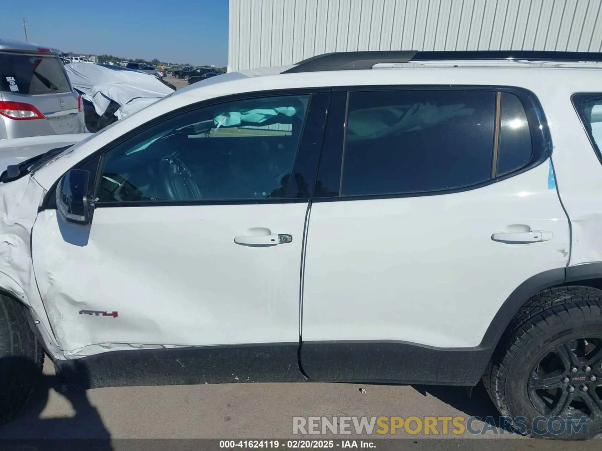 14 fotografías del automóvil dañado 1GKKNLLS3PZ185891 GMC ACADIA 2023