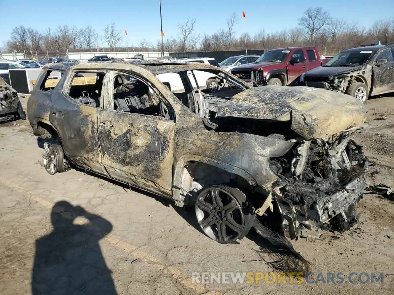 4 fotografías del automóvil dañado 1GKKNLLS4PZ248478 GMC ACADIA 2023