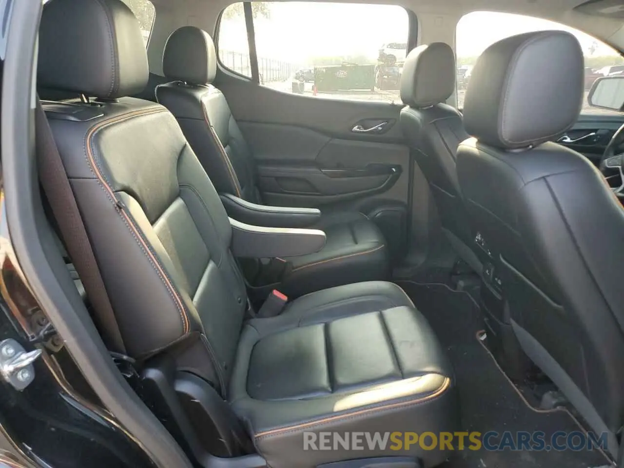 11 fotografías del automóvil dañado 1GKKNLLS8PZ250198 GMC ACADIA 2023