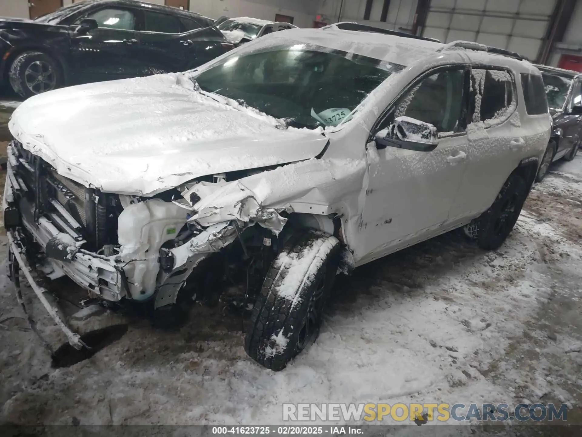 2 fotografías del automóvil dañado 1GKKNLLSXPZ256696 GMC ACADIA 2023