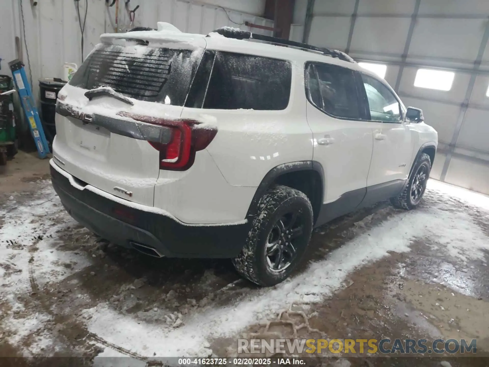 4 fotografías del automóvil dañado 1GKKNLLSXPZ256696 GMC ACADIA 2023