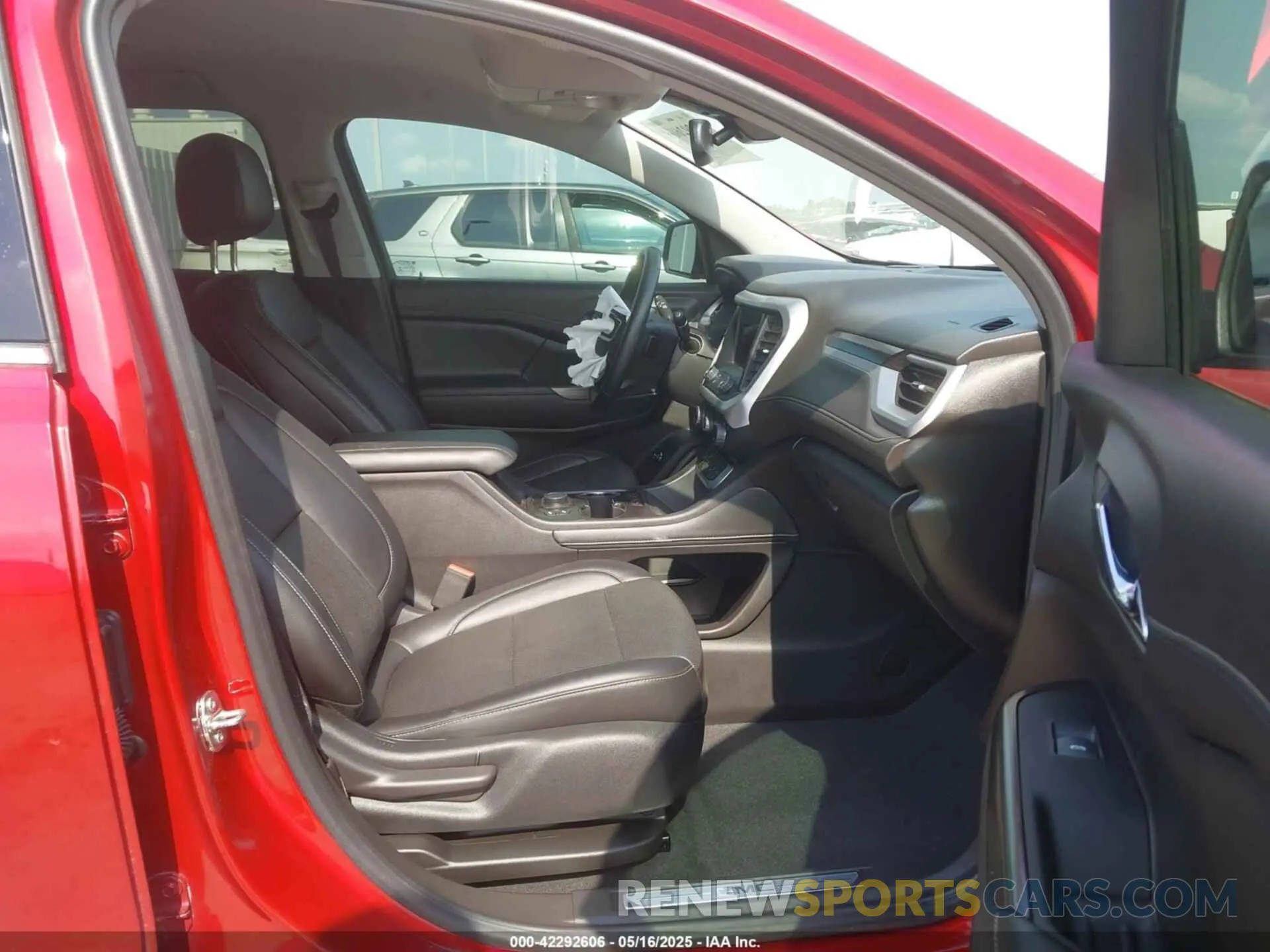 5 fotografías del automóvil dañado 1GKKNML42PZ173612 GMC ACADIA 2023