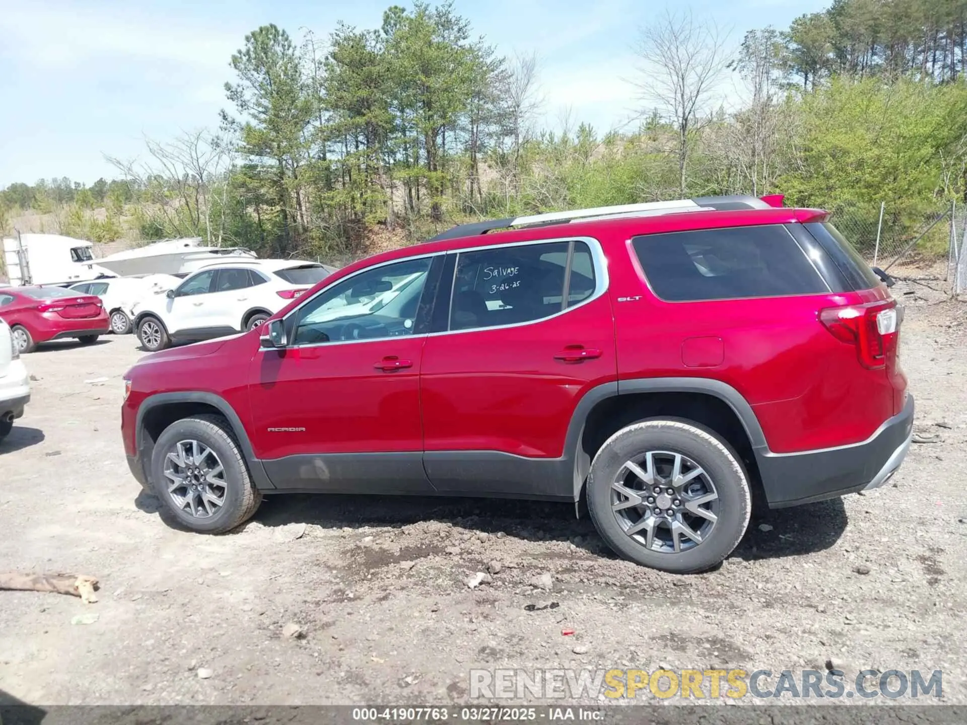 14 fotografías del automóvil dañado 1GKKNML44PZ197801 GMC ACADIA 2023